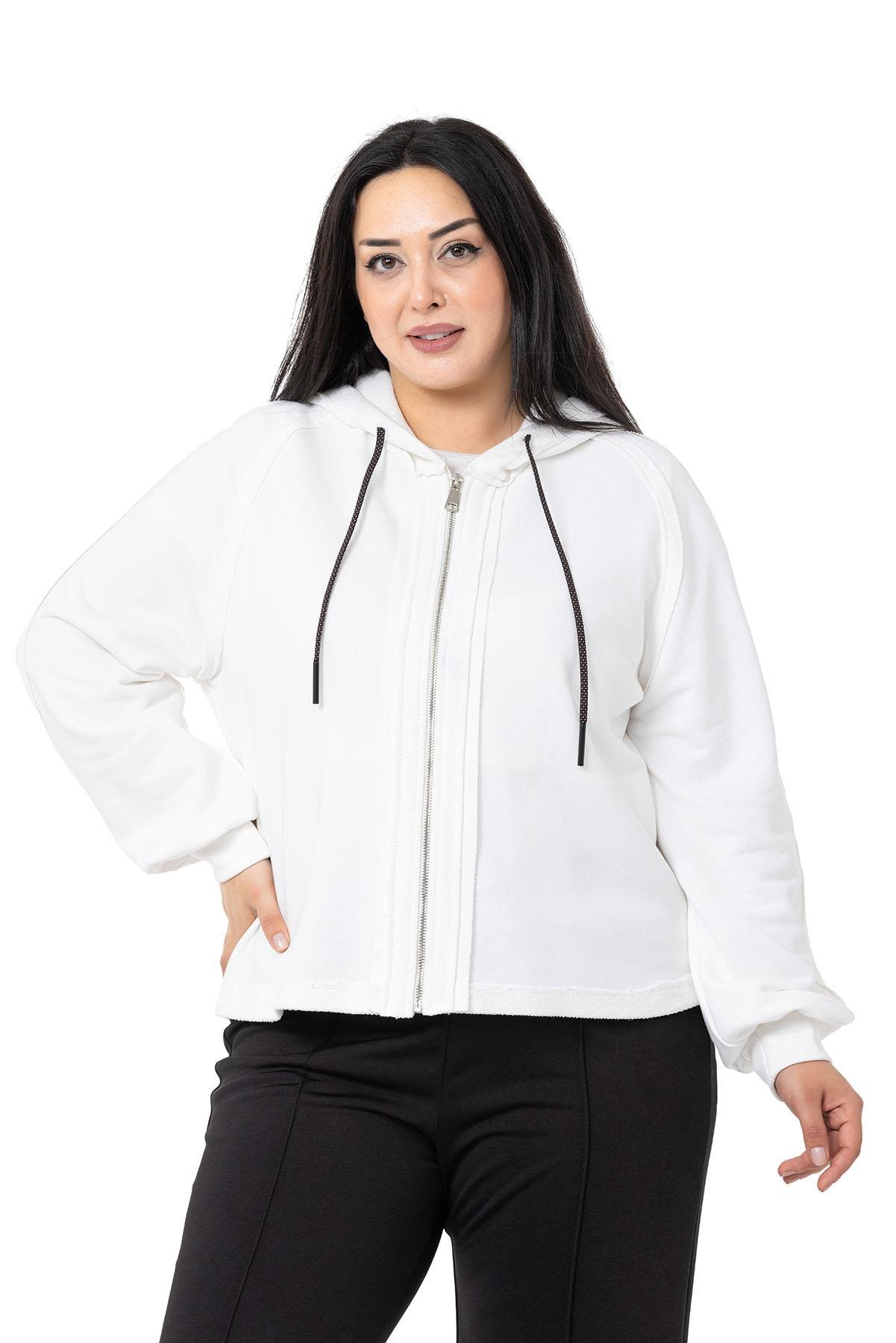 DISENTIS, BIG SIZE, HIRKA, KAPÜŞONLU SWET, KAPÜŞONLU HIRKA, ÜÇ İPLİK, BÜYÜK BEDENDISENTIS MODESTBüyük Beden Kapüşonlu Fermuarlı Üç İplik Beyaz Sweatshirt