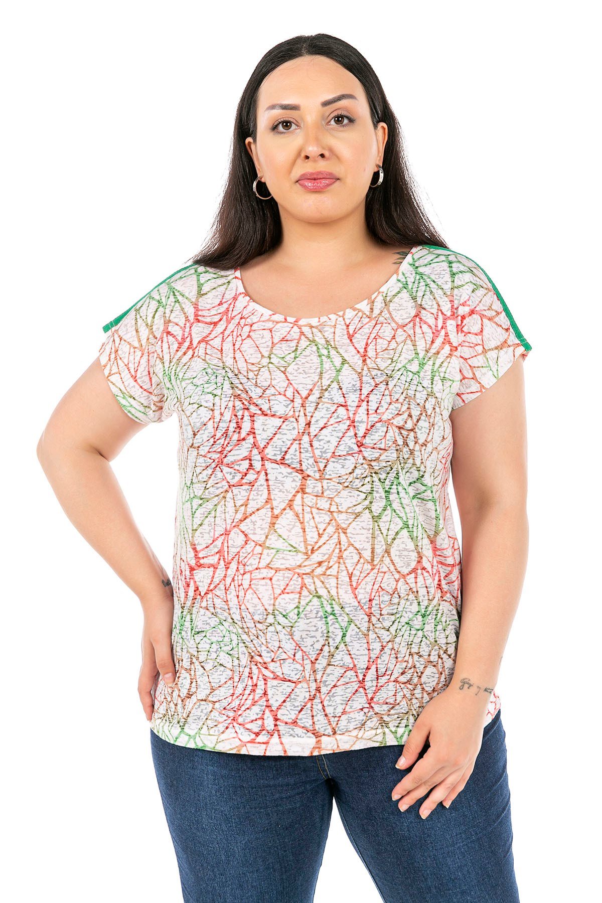Büyük Beden Kayık Yaka Düşük Omuzlu Yeşil Şerit Detaylı T-Shirt