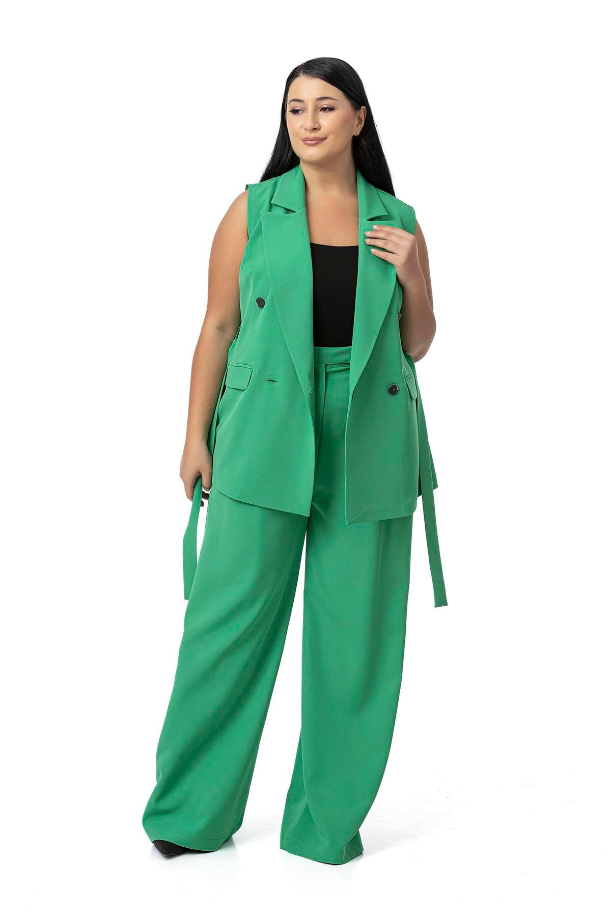 Disentis Modest Büyük Beden Kruvaze Yelek Pantolon Yeşil İkili TakımDISENTIS MODESTBüyük Beden Kruvaze Yelek Pantolon Yeşil İkili Takım