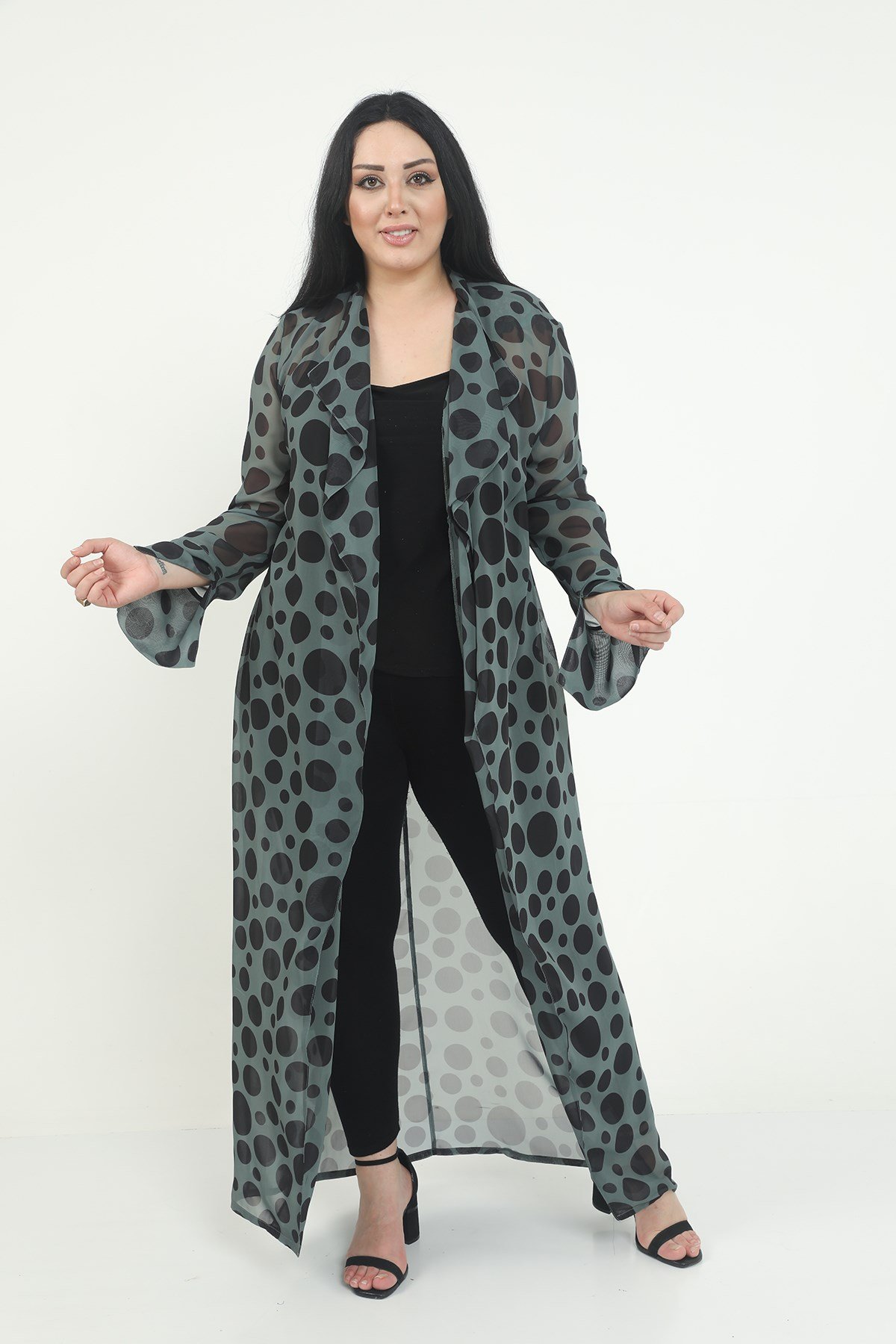 Büyük Beden Mendil Yaka Puanlı Kolları Yırtmaç Detaylı Uzun Haki Kimono&Kaftan