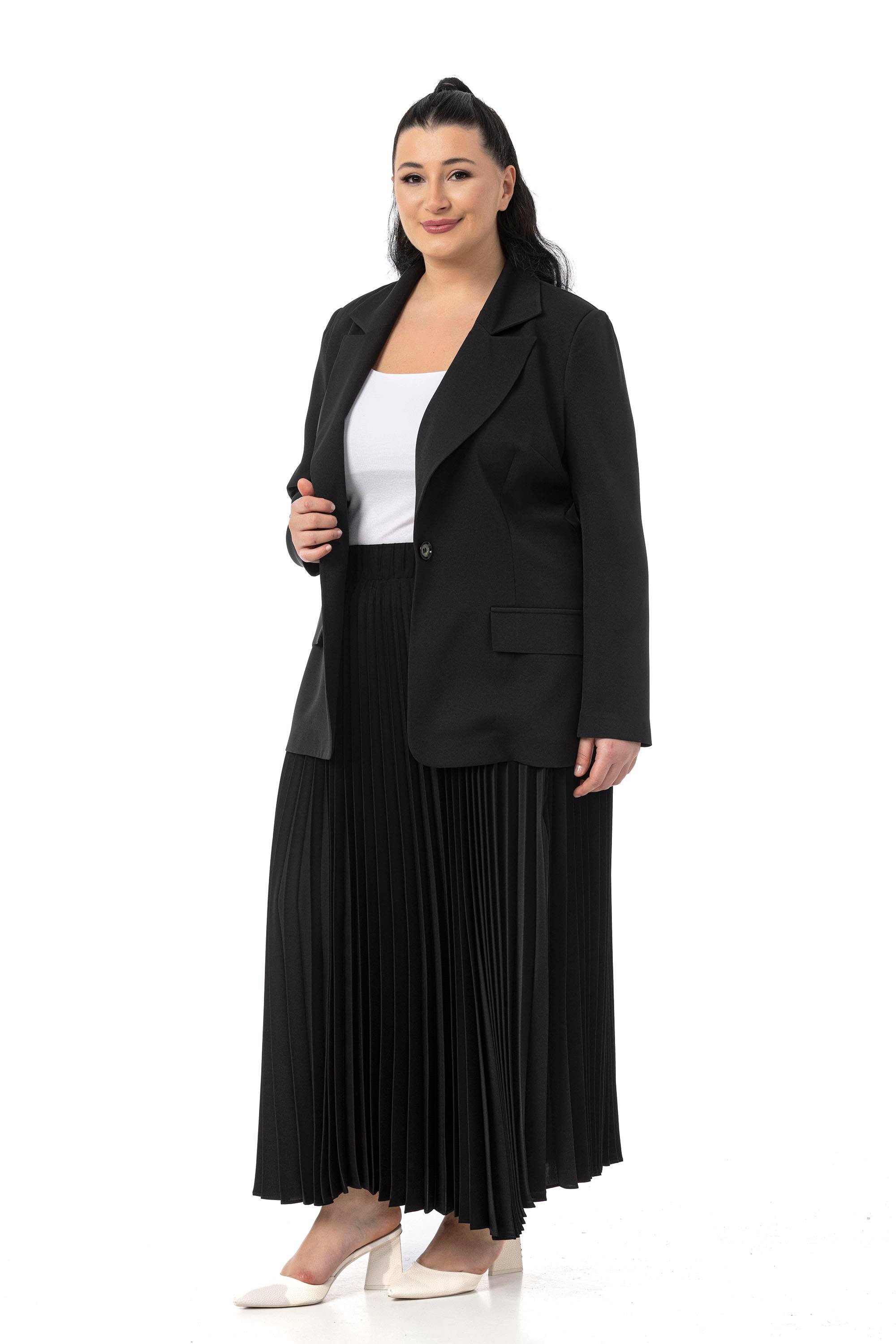 Disentis Modest Büyük Beden Pileli Etek Ceket Siyah İkili TakımDISENTIS MODESTBüyük Beden Pileli Etek Ceket Siyah İkili Takım