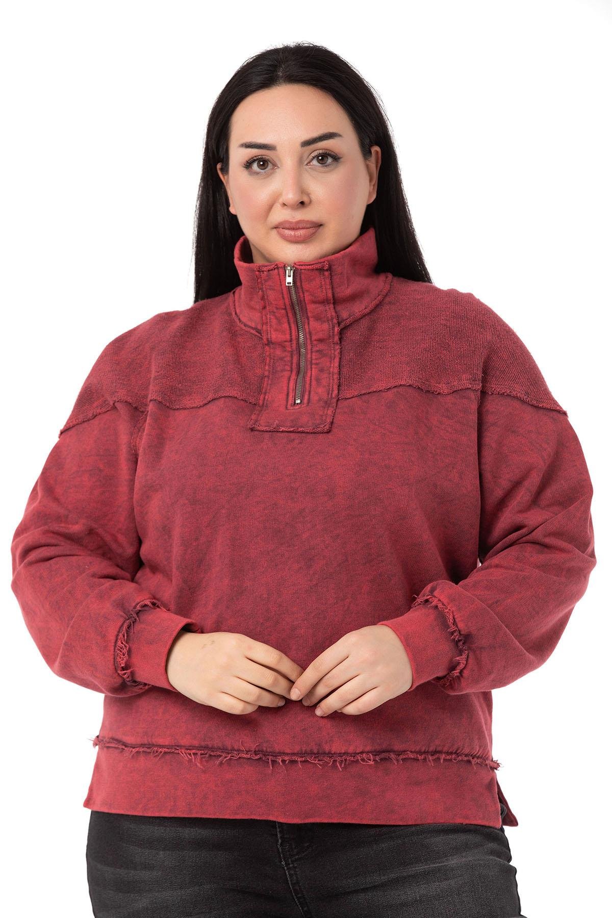 Disentis Modest Büyük Beden Pis Dikişli Fermuarlı Yırtmaçlı Parça Boyalı Bordo SweatshirtDISENTIS MODESTBüyük Beden Pis Dikişli Fermuarlı Yırtmaçlı Parça Boyalı Bordo Sweatshirt