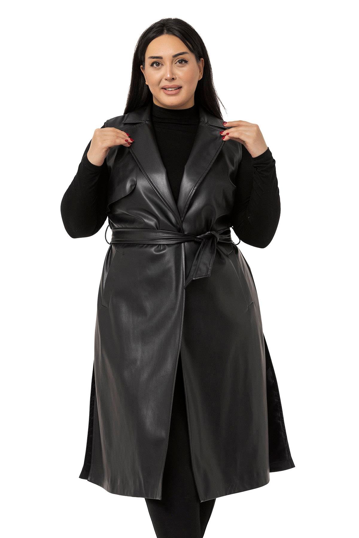 DISENTIS,BÜYÜK BEDEN, BIG SIZE, YELEK, DERİ YELEK, DİSENTİS MODESTDISENTIS MODESTBüyük Beden Rüzgarlıklı Yanları Yırtmaçlı Cepli Astarlı Deri Siyah Yelek