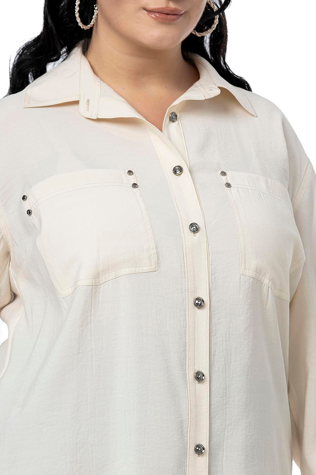 Disentis Modest Büyük Beden Torba Cepli Rivetli Ekru GömlekDISENTIS MODESTBüyük Beden Torba Cepli Rivetli Ekru Gömlek