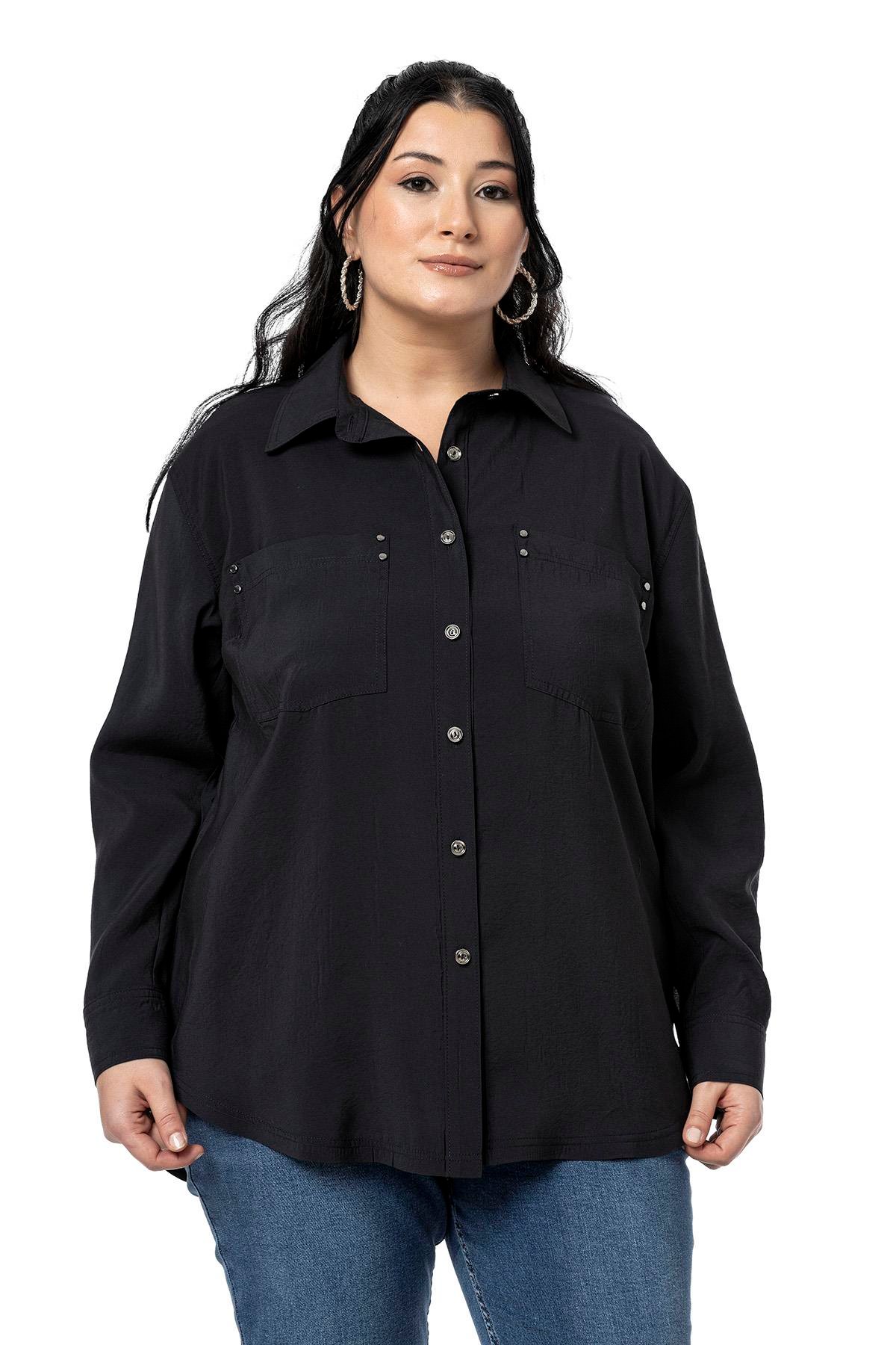 Disentis Modest Büyük Beden Torba Cepli Rivetli Siyah GömlekDISENTIS MODESTBüyük Beden Torba Cepli Rivetli Siyah Gömlek