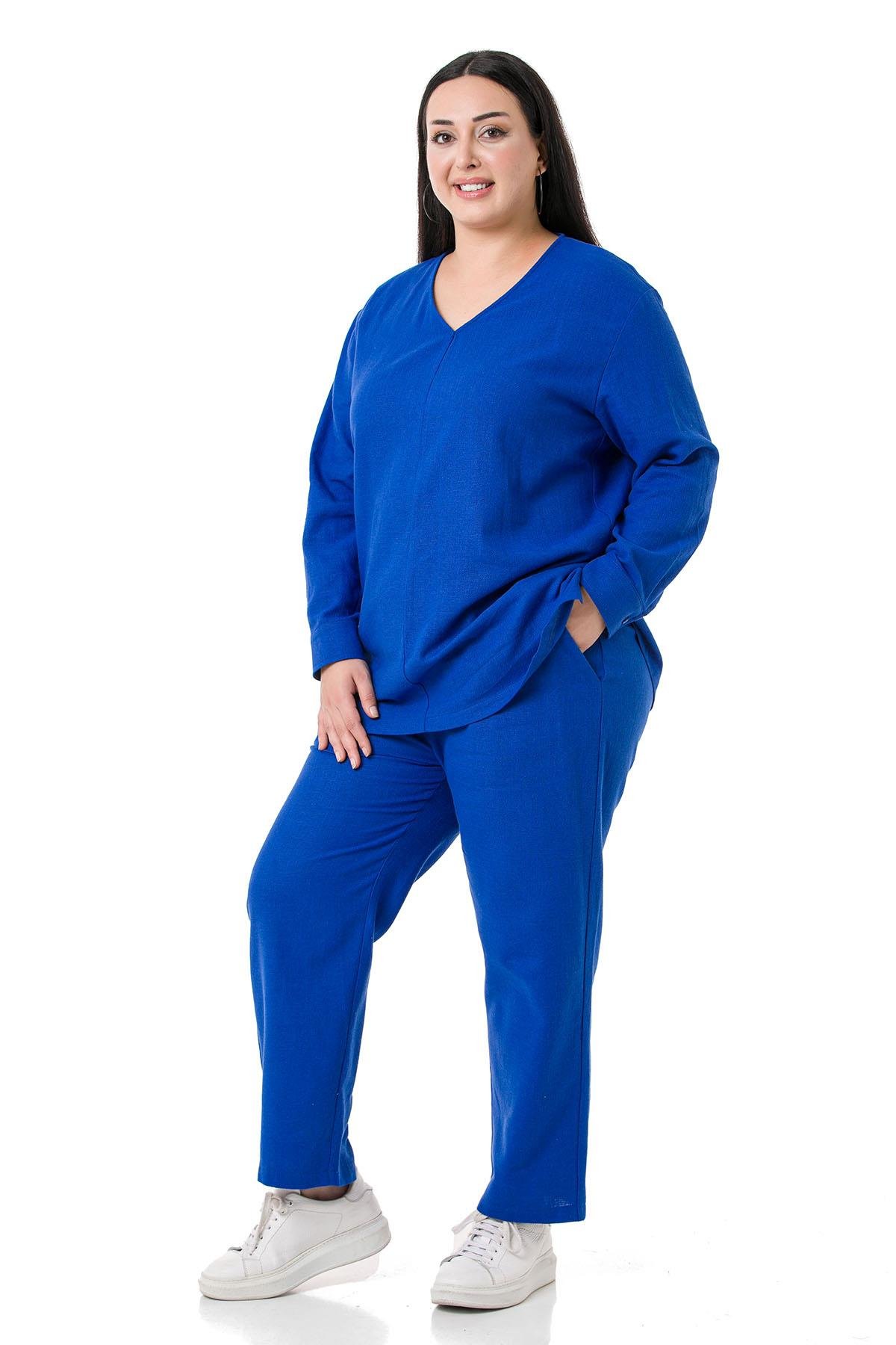 Disentis Modest V Yaka Uzun Kollu Bluz Pantolon Mavi İkili TakımDISENTIS MODESTBüyük Beden V Yaka Uzun Kollu Bluz Pantolon Mavi İkili Takım
