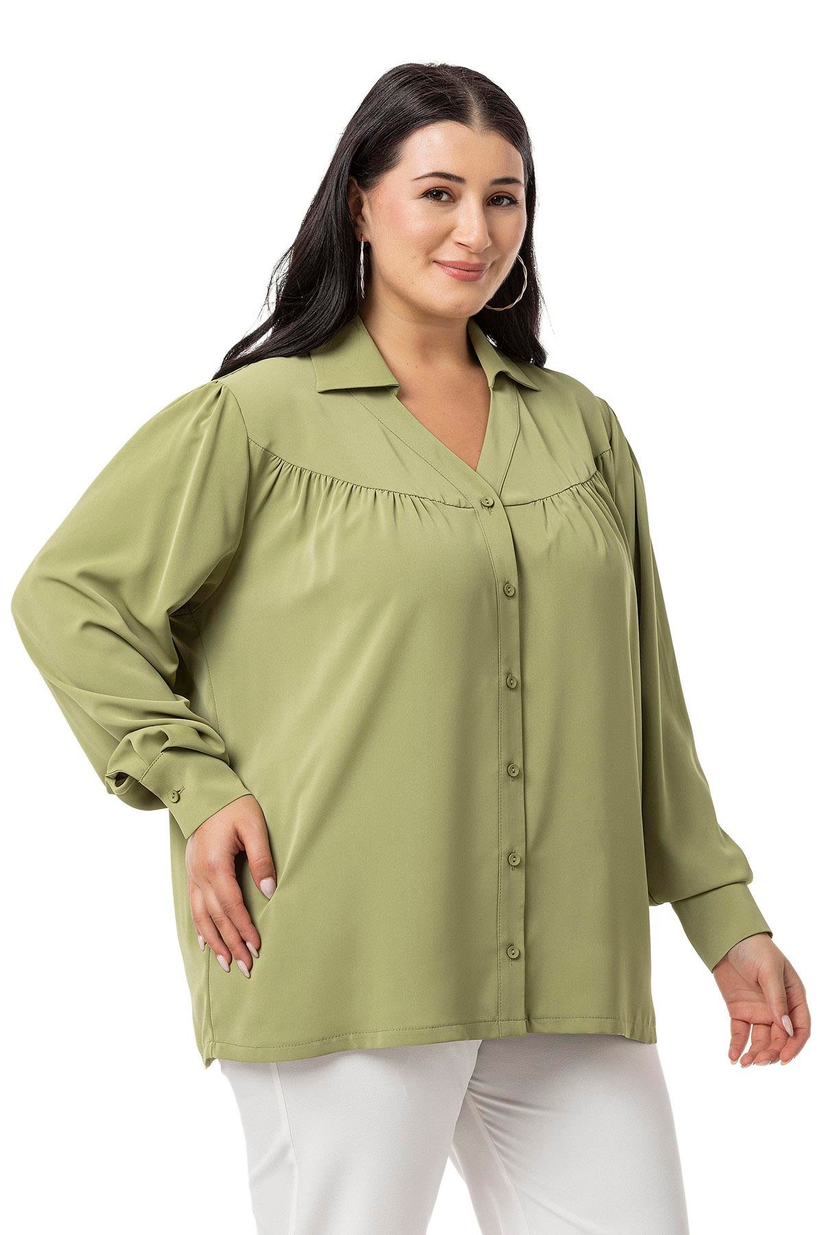 Disentis Modest Büyük Beden Yakalı Önü Büzgü Robalı Uzun Kol Çağla Yeşili Gömlek DISENTIS MODESTBüyük Beden Yakalı Önü Büzgü Robalı Uzun Kol Çağla Yeşili Gömlek 