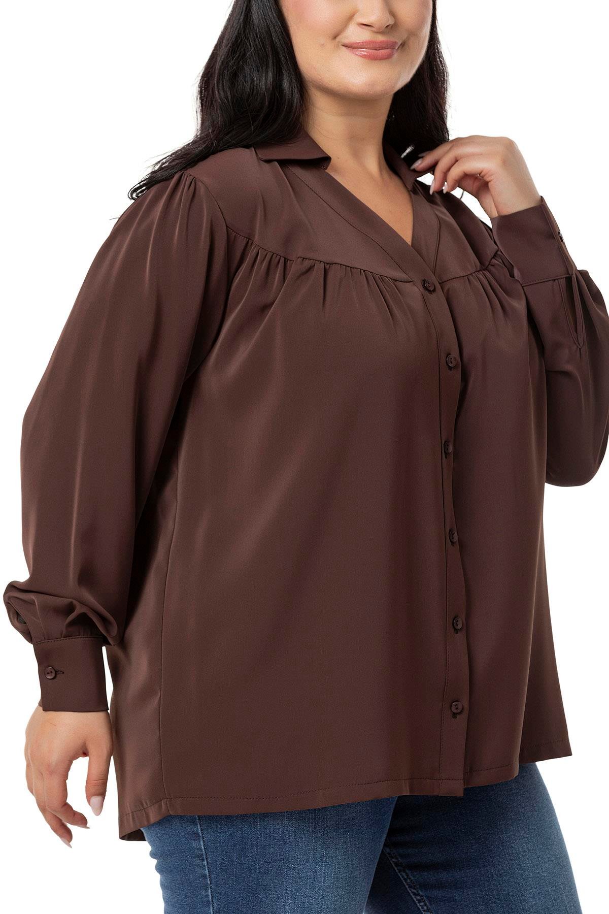 Disentis Modest Büyük Beden Yakalı Önü Büzgü Robalı Uzun Kol Kahverengi Gömlek DISENTIS MODESTBüyük Beden Yakalı Önü Büzgü Robalı Uzun Kol Kahverengi Gömlek 