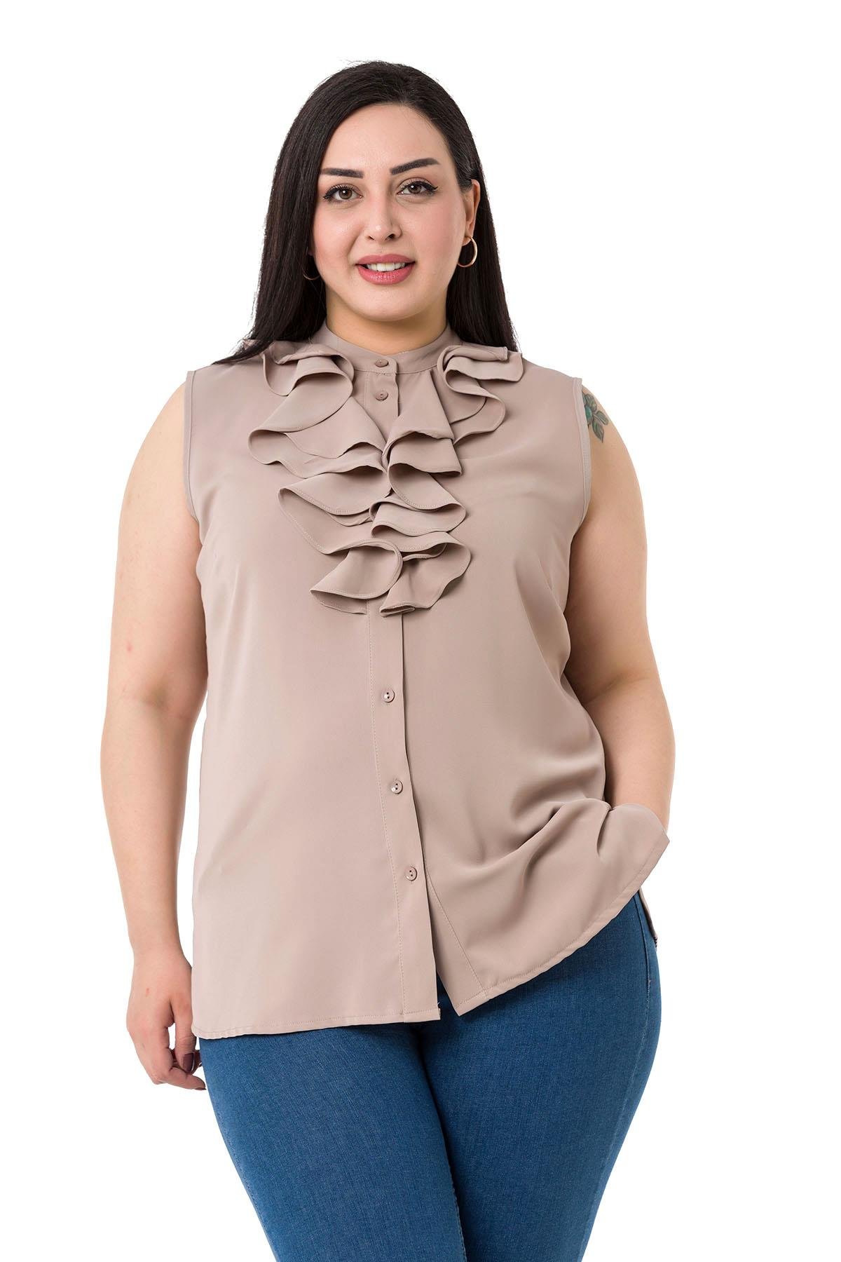 Büyük Beden Yakası İki Kat Volanlı Düğmeli Kolsuz Vizon Gömlek