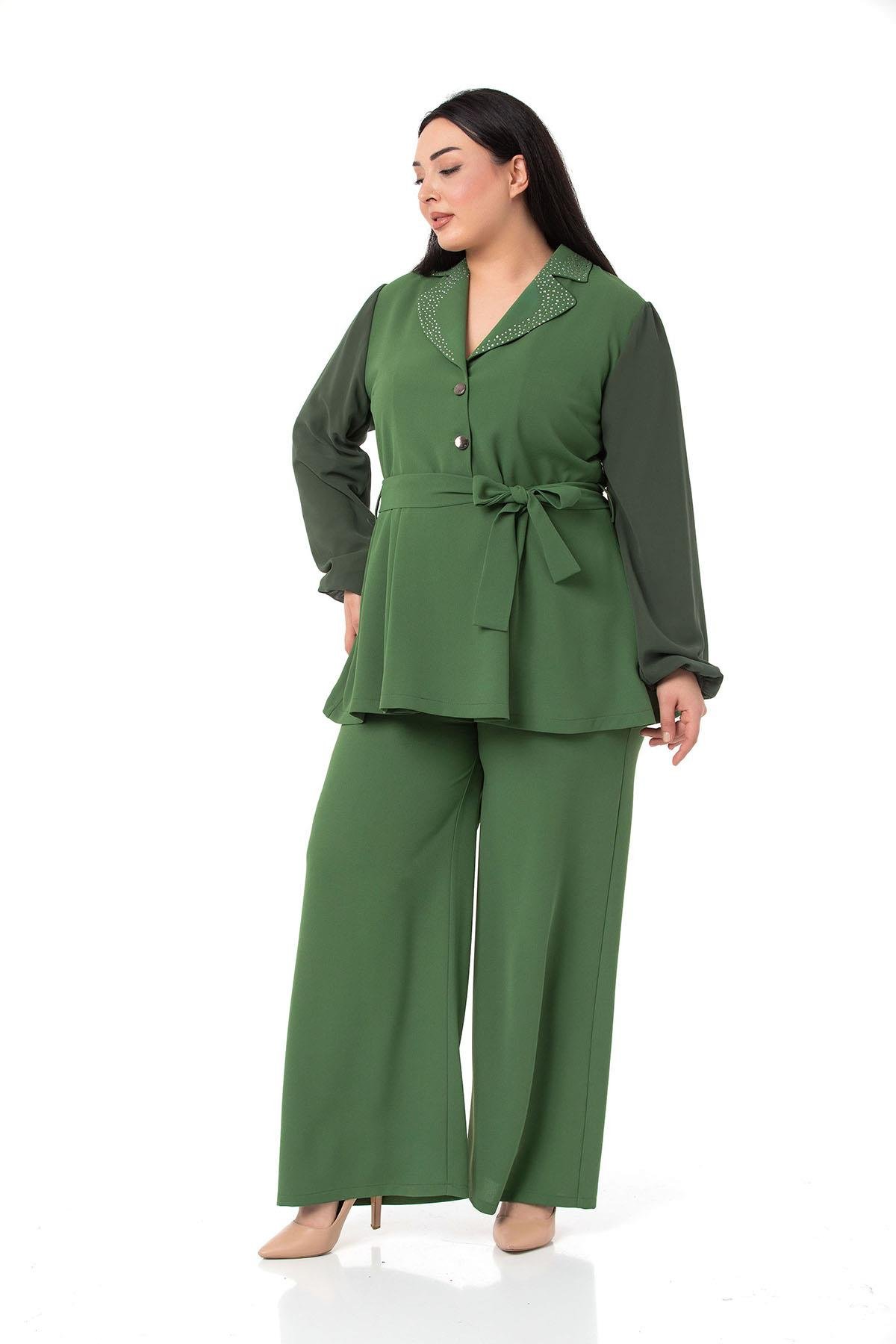 Ceket | Pantolon TakımlarDisentis Modest Kolları Şifon Yakası Taş Detaylı Ceket Pantolon Yeşil İkili TakımDISENTIS MODESTBüyük Beden Kolları Şifon Yakası Taş Detaylı Ceket Pantolon Yeşil İkili Takım