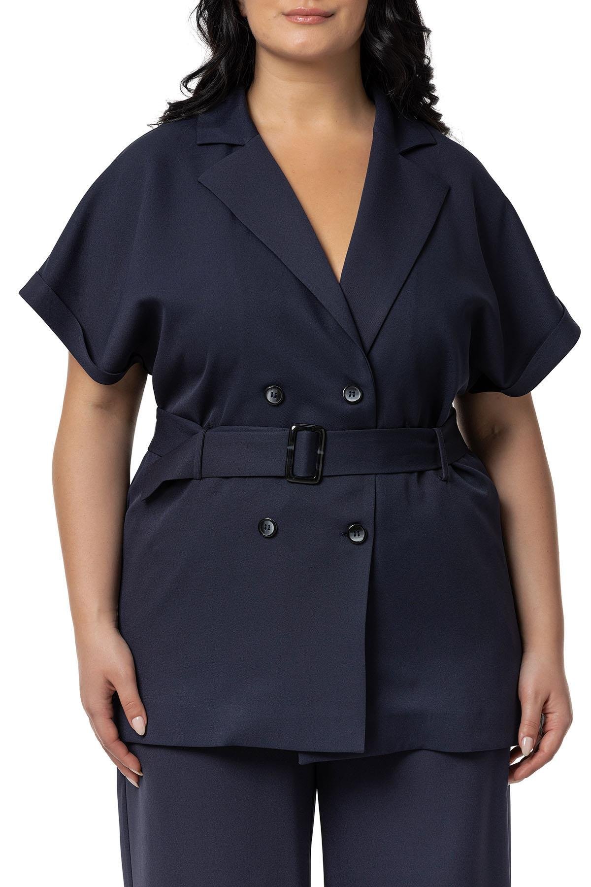 Ceket | Pantolon TakımlarDisentis Modest Kruvaze Kemerli Yarım Kollu Lacivert Ceket Pantolon İkili TakımDISENTIS MODESTBüyük Beden Kruvaze Kemerli Yarım Kollu Lacivert Ceket Pantolon İkili Takım