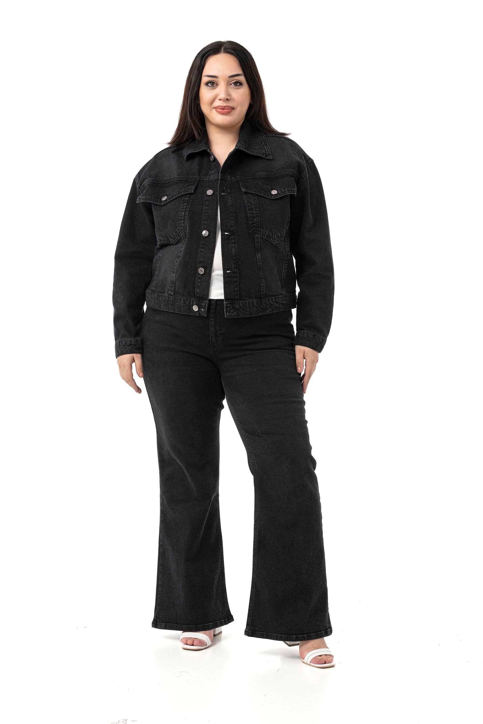 CeketDisentis Modest Büyük Göğüsten Çift Cepli Kısa Siyah Denim CeketDISENTIS MODESTBüyük Beden Göğüsten Çift Cepli Kısa Siyah Denim Ceket