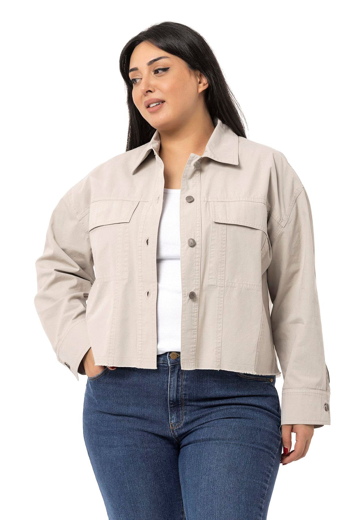 CeketDISENTIS BUYUK BEDEN CEKET BIG SIZE GENC BUYUK BEDENDISENTIS MODESTBüyük Beden Kapaklı Cepli Eteği Pis Dikişli Taş Rengi Ceket