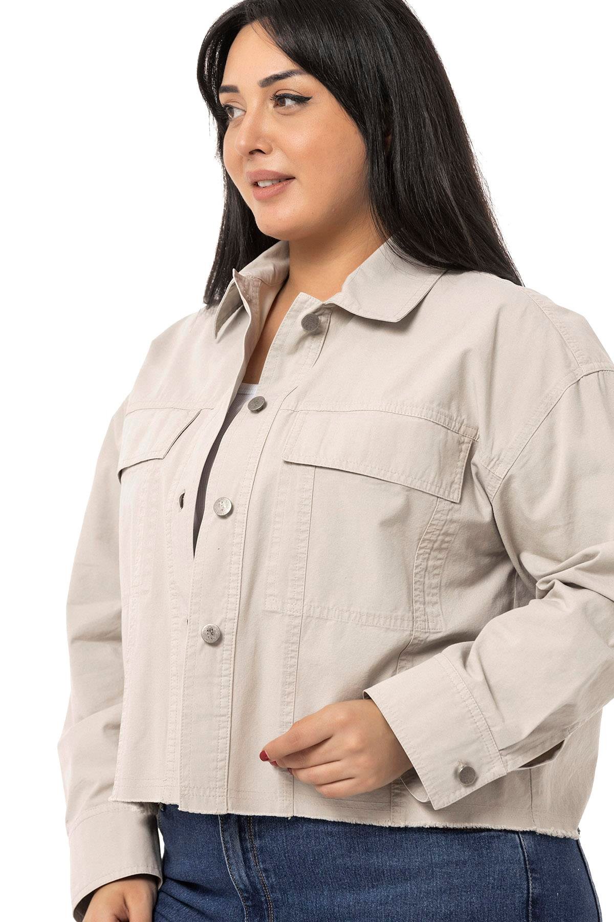 CeketDISENTIS BUYUK BEDEN CEKET BIG SIZE GENC BUYUK BEDENDISENTIS MODESTBüyük Beden Kapaklı Cepli Eteği Pis Dikişli Taş Rengi Ceket