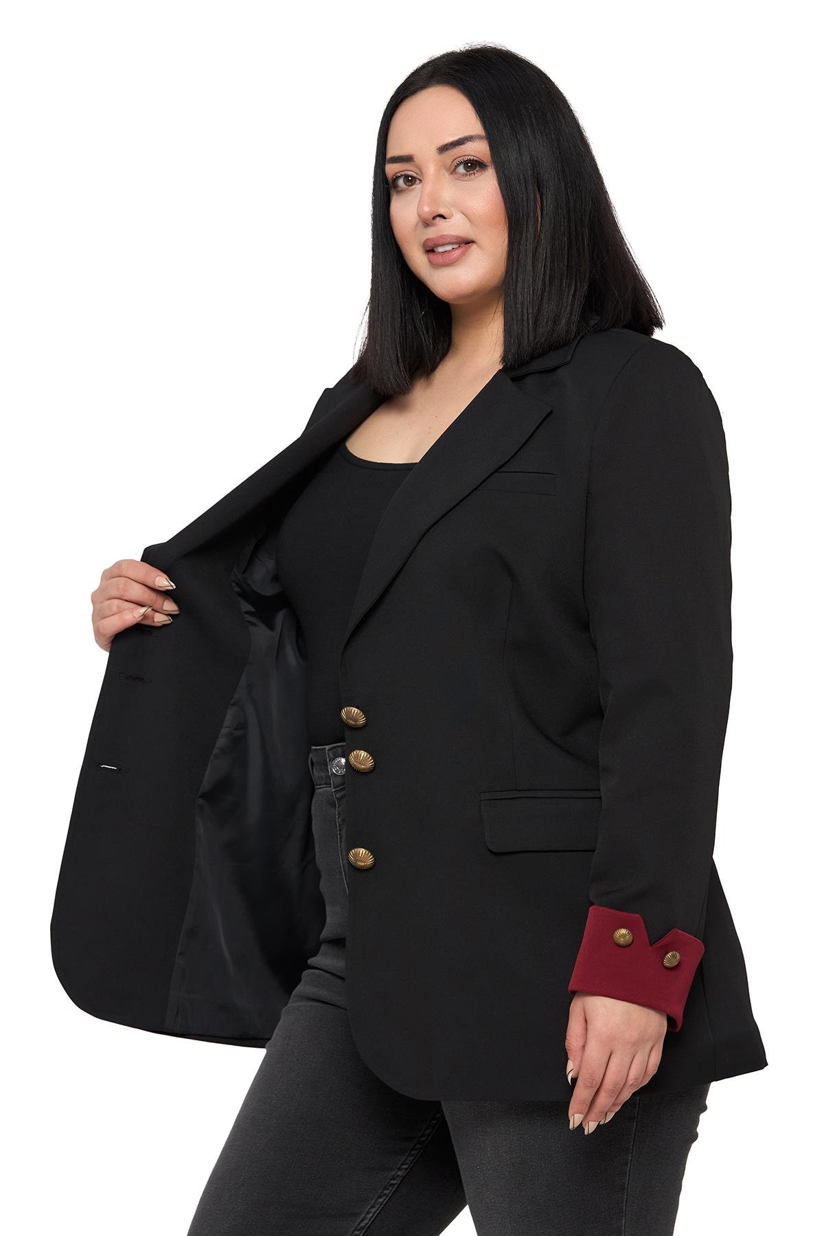 CeketDisentis Modest Büyük Beden Manşeti Kumaş Garnili Düğme Detaylı Astarlı Siyah Bordo Blazer CeketDISENTIS MODESTBüyük Beden Manşeti Kumaş Garnili Düğme Detaylı Astarlı Siyah Bordo Blazer Ceket