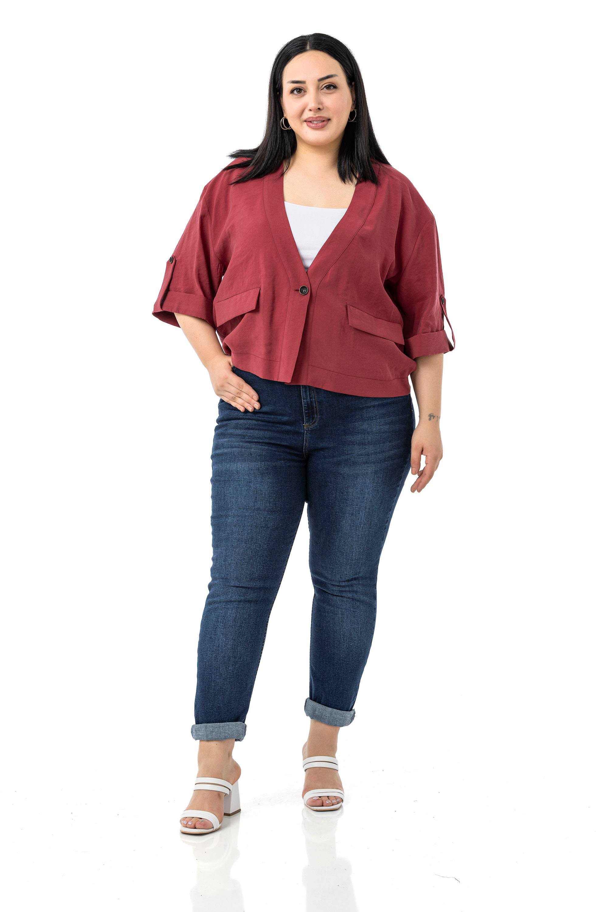 JacketsDisentis Modest Büyük Beden Tek Düğmeli Düşük Yarım Kollu Apoletli Cepli Kısa Bordo CeketDISENTIS MODESTBüyük Beden Tek Düğmeli Düşük Yarım Kollu Apoletli Cepli Kısa Bordo Ceket