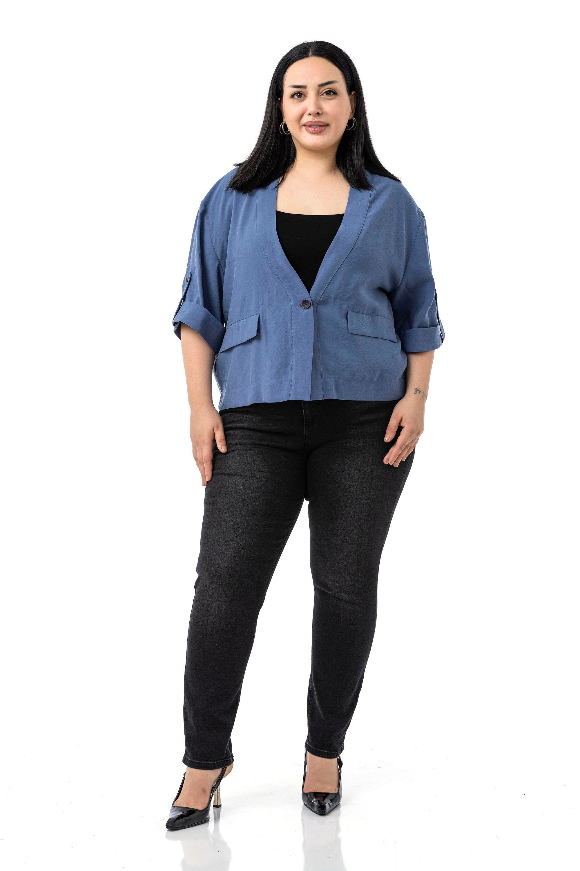JacketsDisentis Modest Büyük Beden Tek Düğmeli Düşük Yarım Kollu Apoletli Cepli Kısa İndigo CeketDISENTIS MODESTBüyük Beden Tek Düğmeli Düşük Yarım Kollu Apoletli Cepli Kısa İndigo Ceket