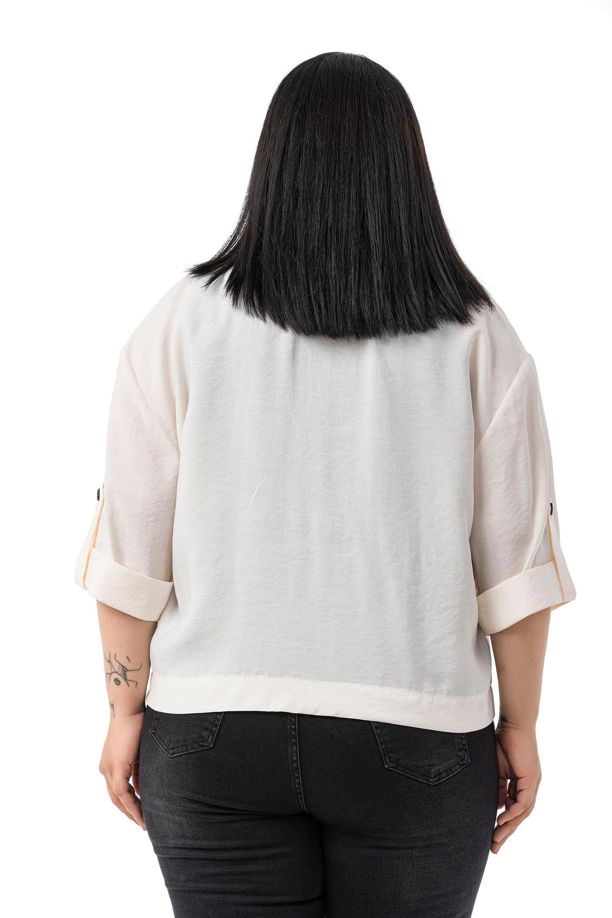 JacketsDisentis Modest Büyük Beden Tek Düğmeli Düşük Yarım Kollu Apoletli Cepli Kısa Bej Rengi CeketDISENTIS MODESTBüyük Beden Tek Düğmeli Düşük Yarım Kollu Apoletli Cepli Kısa Bej Rengi Ceket