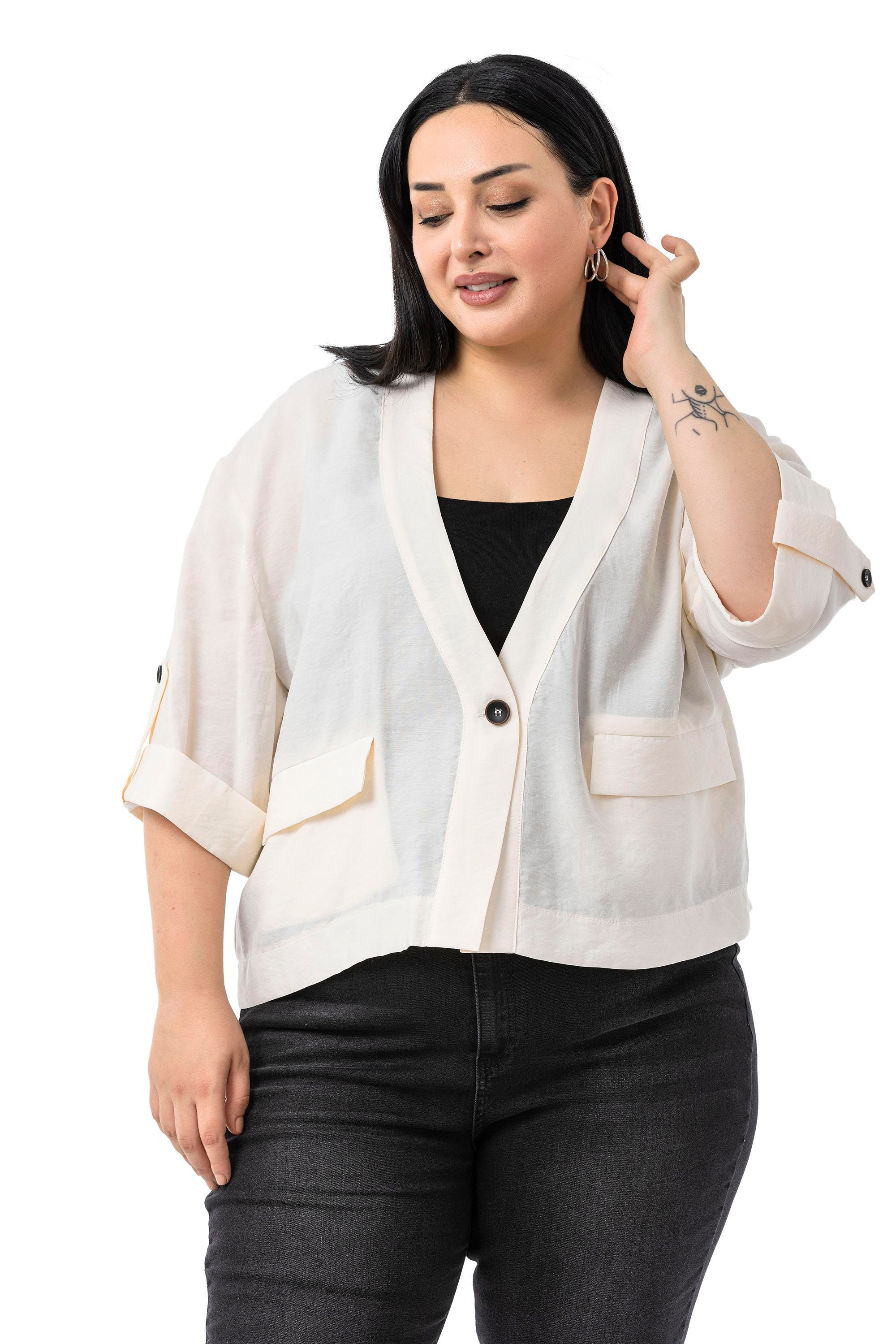 JacketsDisentis Modest Büyük Beden Tek Düğmeli Düşük Yarım Kollu Apoletli Cepli Kısa Bej Rengi CeketDISENTIS MODESTBüyük Beden Tek Düğmeli Düşük Yarım Kollu Apoletli Cepli Kısa Bej Rengi Ceket