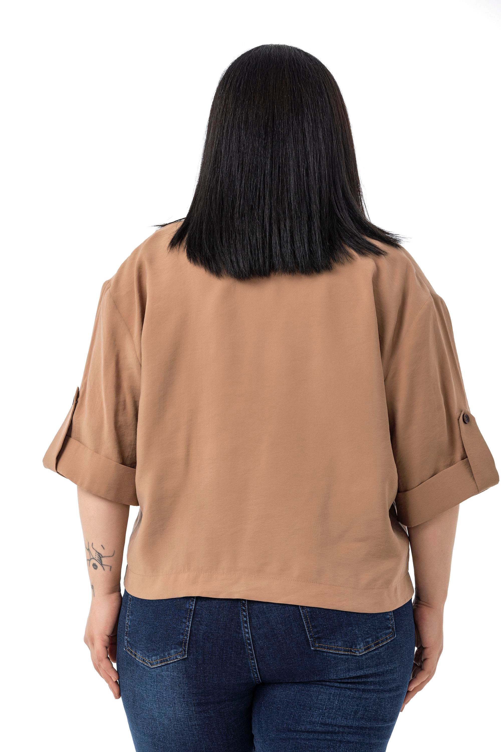 JacketsDisentis Modest Büyük Beden Tek Düğmeli Düşük Yarım Kollu Apoletli Cepli Kısa Tarçın CeketDISENTIS MODESTBüyük Beden Tek Düğmeli Düşük Yarım Kollu Apoletli Cepli Kısa Tarçın Ceket