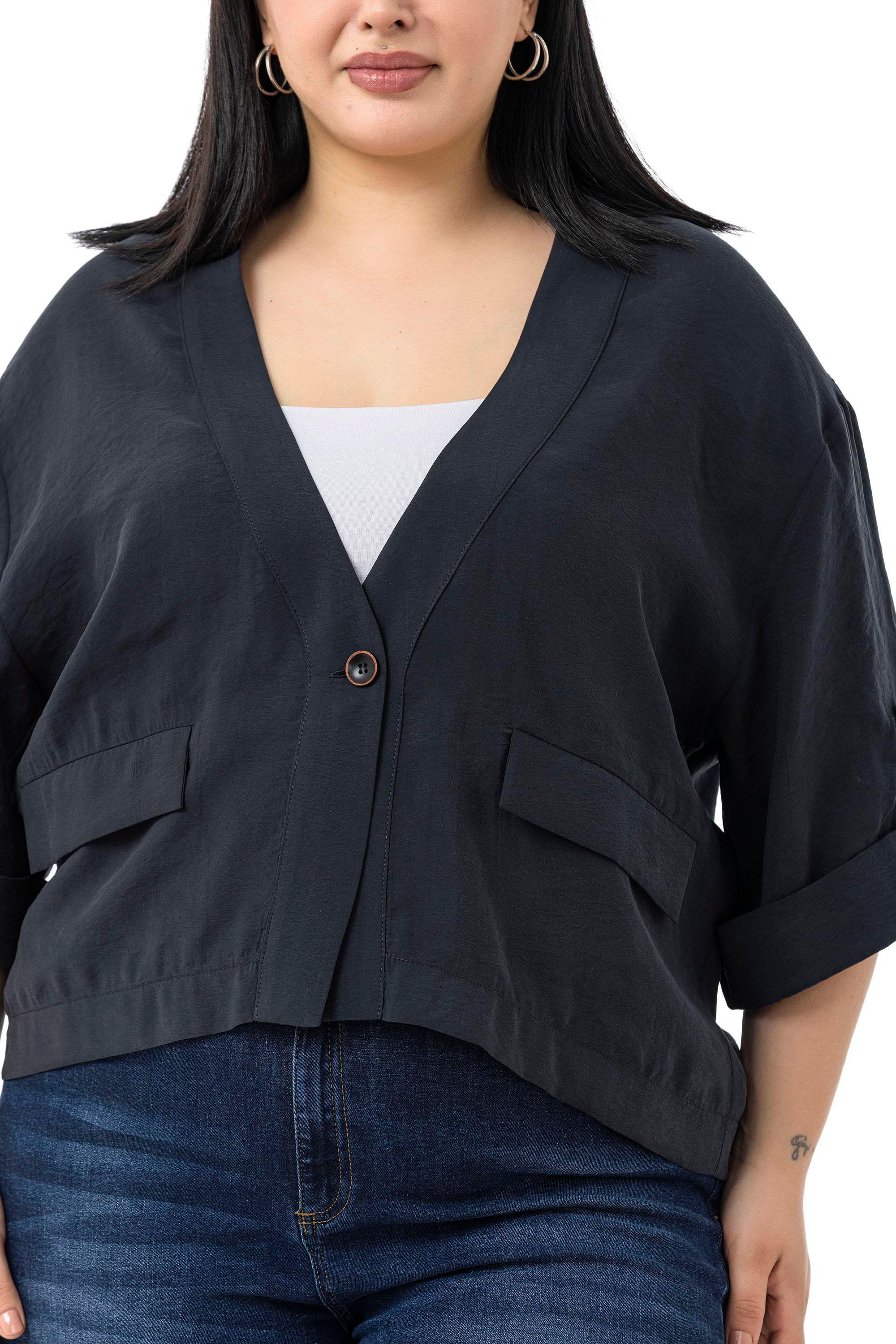 JacketsDisentis Modest Büyük Beden Tek Düğmeli Düşük Yarım Kollu Apoletli Cepli Kısa Siyah CeketDISENTIS MODESTBüyük Beden Tek Düğmeli Düşük Yarım Kollu Apoletli Cepli Kısa Siyah Ceket