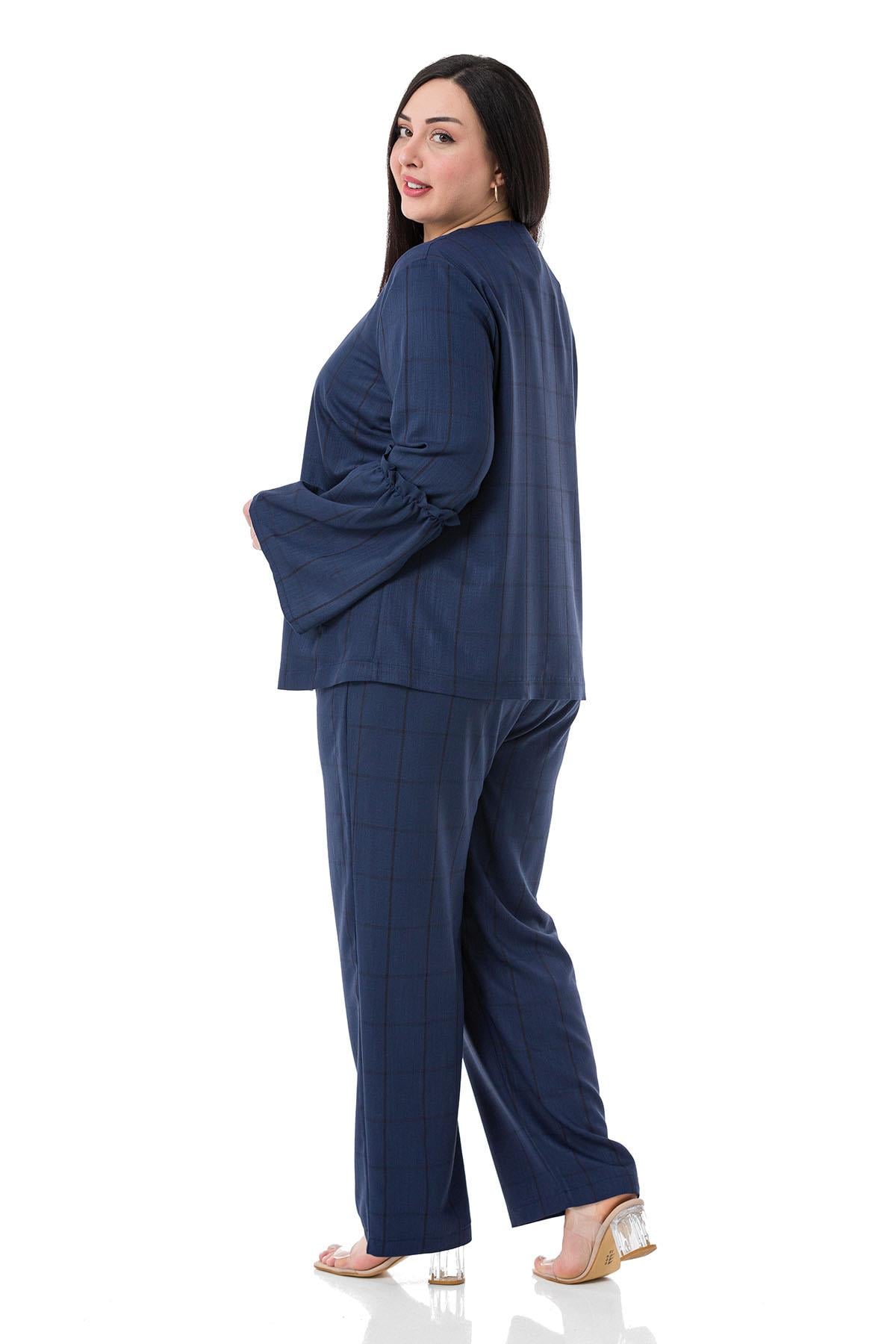 Jacket&Pants SetsDISENTIS MODEST GENC BUYUK BEDEN CEKET PANTOLON TAKIMDISENTIS MODESTBüyük Beden Ekoseli Ceket Pantolon Lacivert  İkili Takım