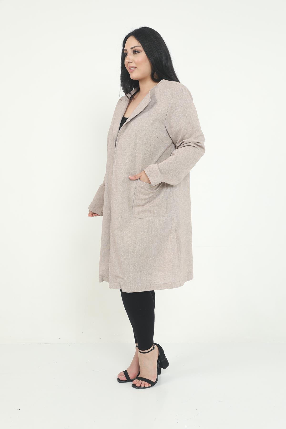 CeketYuvarlak Yaka Astarsız Cepli Kum Rengi CeketdisentisYuvarlak Yaka Astarsız Cepli Kum Rengi Ceket