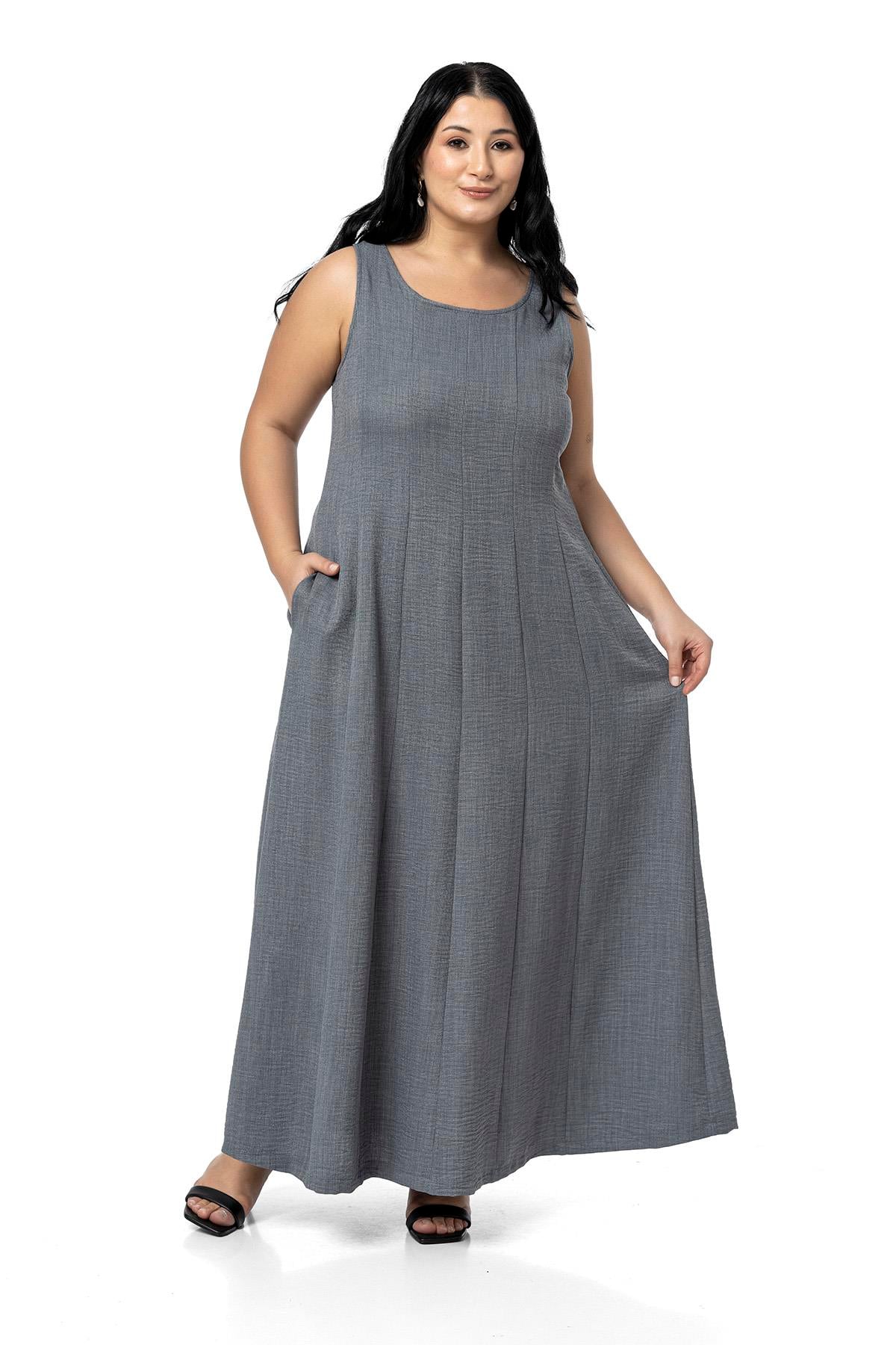 DressesDisentis Modest Büyük Beden Sırtı Gipeli Yanlarda Cepli Kolsuz Uzun Gri Elbise  DISENTIS MODESTBüyük Beden Sırtı Gipeli Yanlarda Cepli Kolsuz Uzun Gri Elbise  