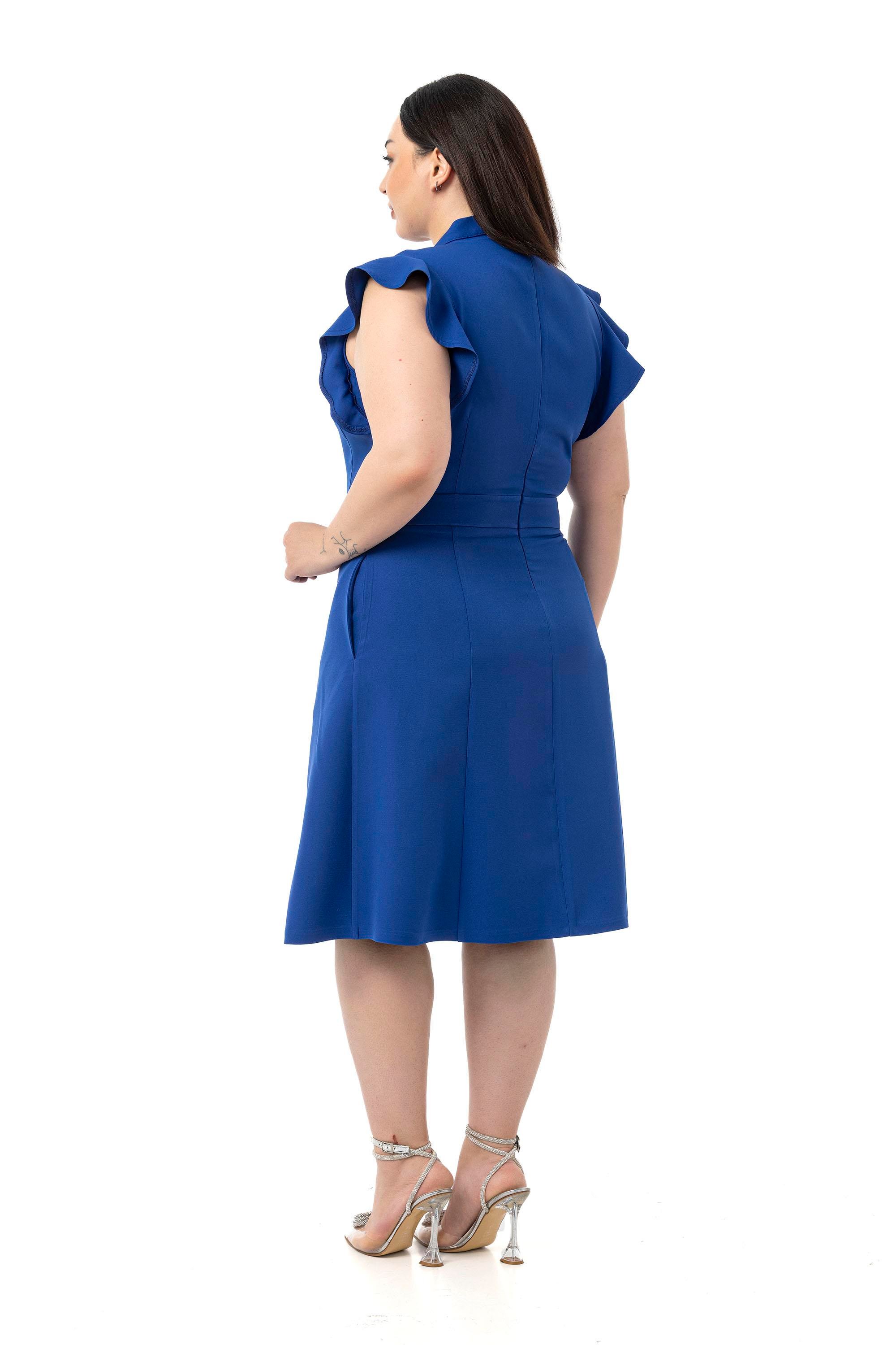 ELBİSEDisentis Modest Büyük Beden Yakası Fularlı Kolları Volanlı Midi Saks Mavi Elbise DISENTIS MODESTBüyük Beden Yakası Fularlı Kolları Volanlı Midi Saks Mavi Elbise 