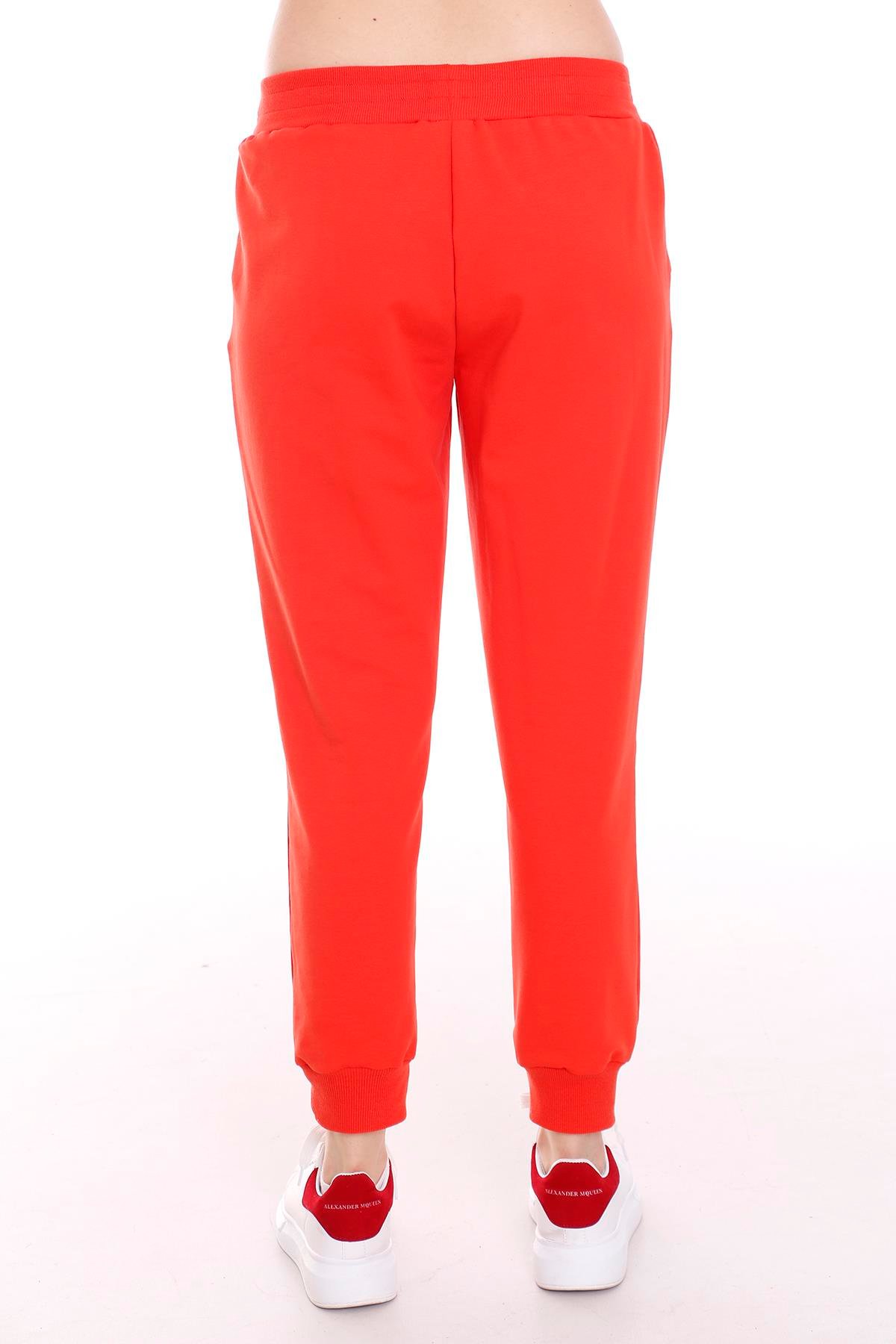 Sports PantsOrange Sweatpants with Elastic Waist and Front PocketsdisentisOrange Sweatpants with Elastic Waist and Front Pockets