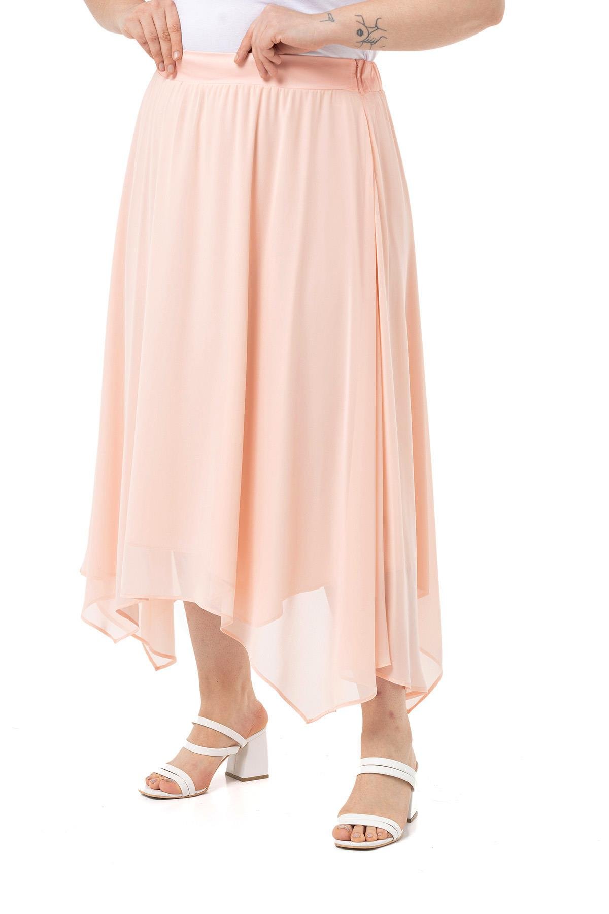 EtekDisentis Modest Asimetrik Kesim Astarlı Pudra Şifon EtekDISENTIS MODESTBüyük Beden Asimetrik Kesim Astarlı Pudra Şifon Etek