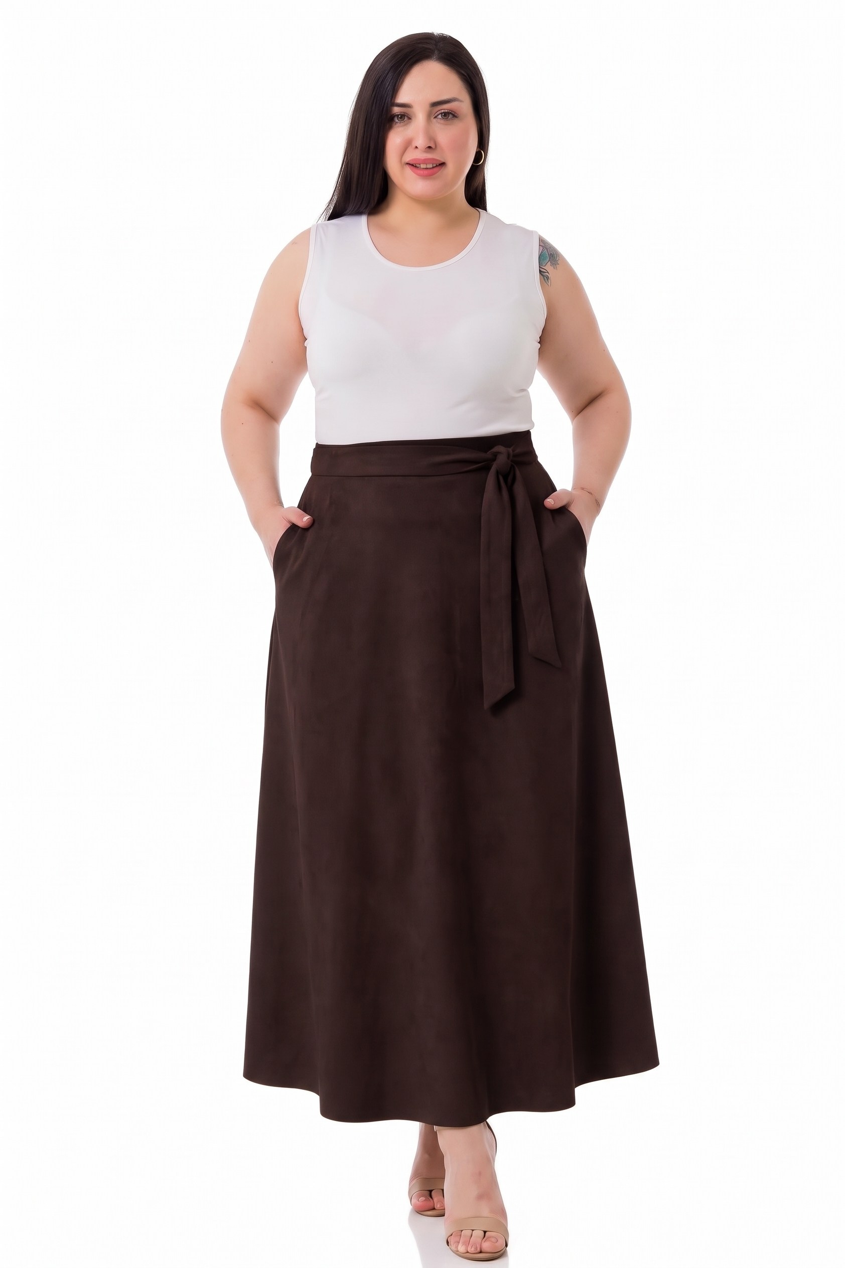 SkirtsDisentis Modest Büyük Beden Beli Arkadan Lastikli ve Fermuarlı Kuşaklı Cepli Süet Uzun Kahverengi Etek DISENTIS MODESTBüyük Beden Beli Arkadan Lastikli ve Fermuarlı Kuşaklı Cepli Süet Uzun Kahverengi Etek 