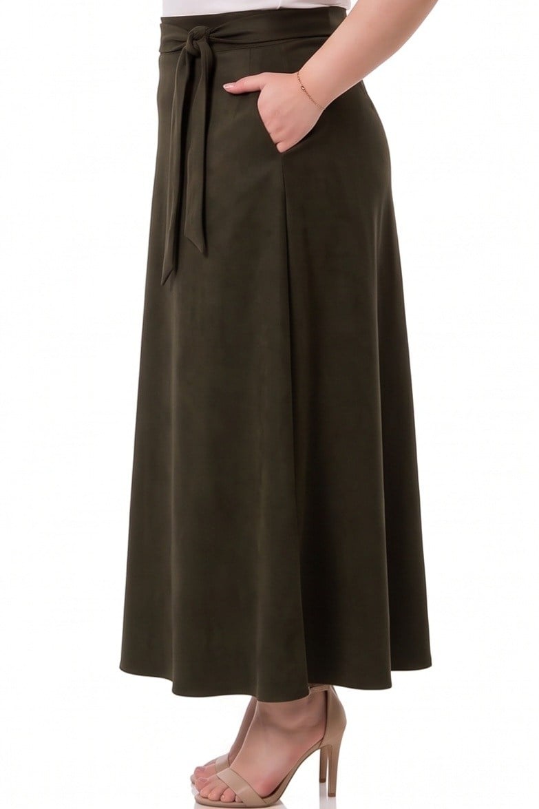 SkirtsDisentis Modest Büyük Beden Beli Arkadan Lastikli ve Fermuarlı Kuşaklı Cepli Süet Uzun Haki Etek DISENTIS MODESTBüyük Beden Beli Arkadan Lastikli ve Fermuarlı Kuşaklı Cepli Süet Uzun Haki Etek 