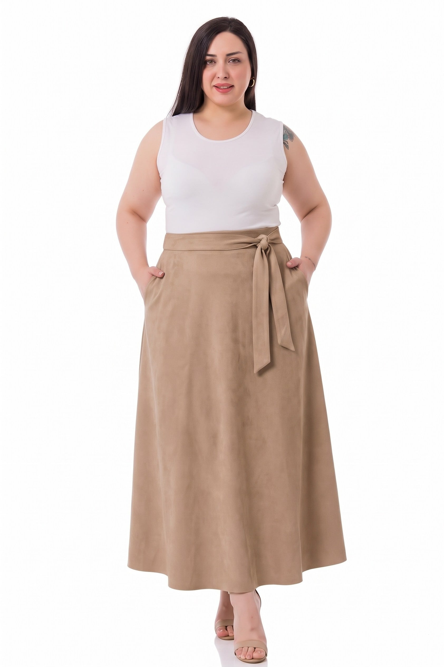 SkirtsDisentis Modest Büyük Beden Beli Arkadan Lastikli ve Fermuarlı Kuşaklı Cepli Süet Uzun Vizon Etek DISENTIS MODESTBüyük Beden Beli Arkadan Lastikli ve Fermuarlı Kuşaklı Cepli Süet Uzun Vizon Etek 