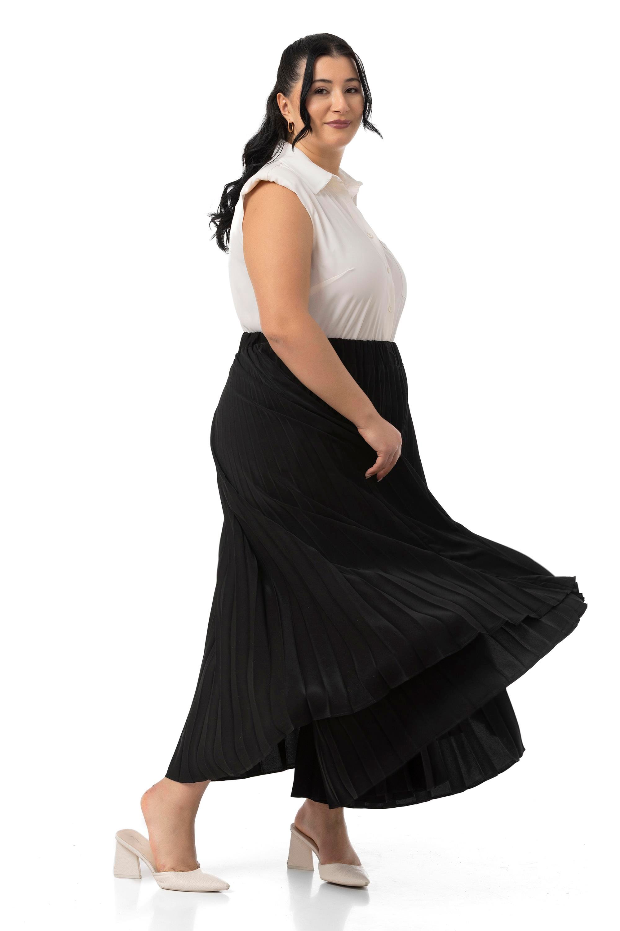 EtekDisentis Modest Büyük Beden Beli Lastikli Pileli Uzun Siyah EtekDISENTIS MODESTBüyük Beden Beli Lastikli Pileli Uzun Siyah Etek