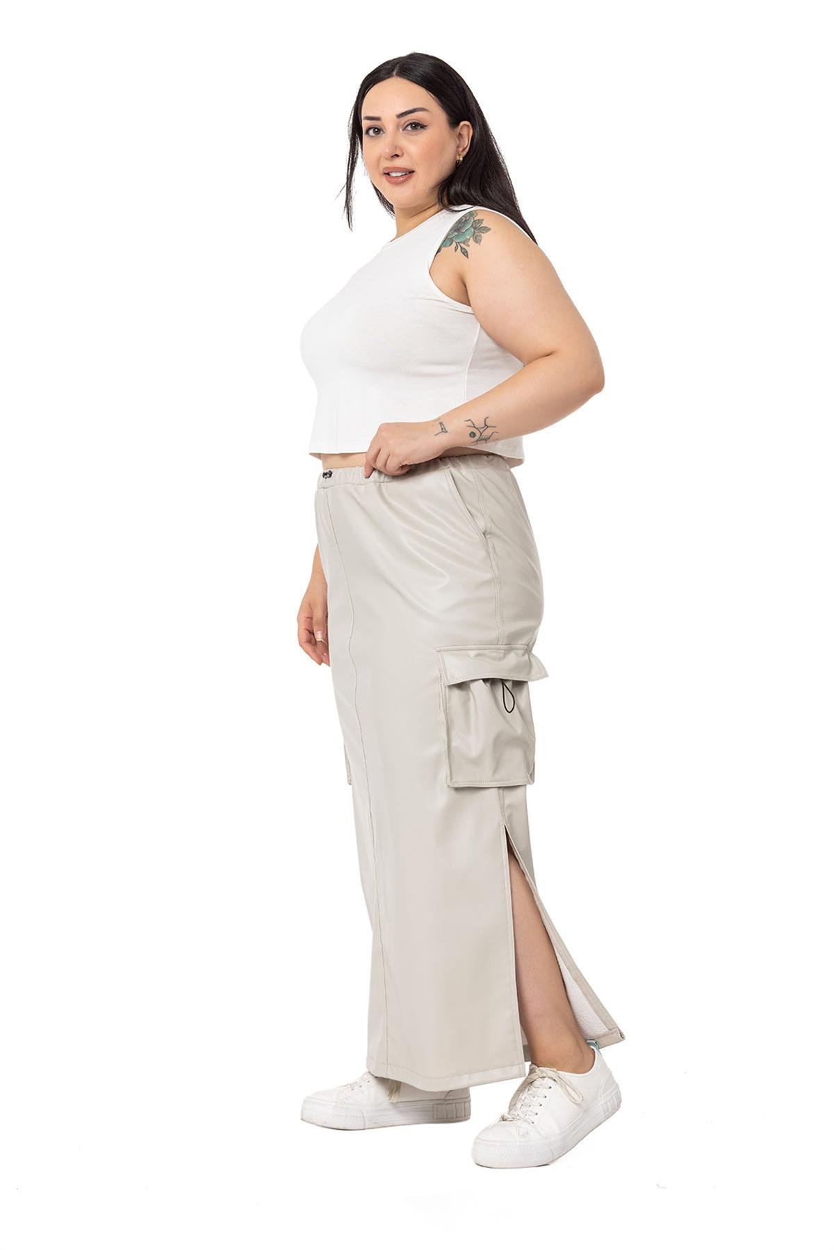 EtekDISENTISDISENTIS MODESTBüyük Beden Beli ve Cepleri Büzgü Detaylı Yırtmaçlı Uzun Deri Gri Etek