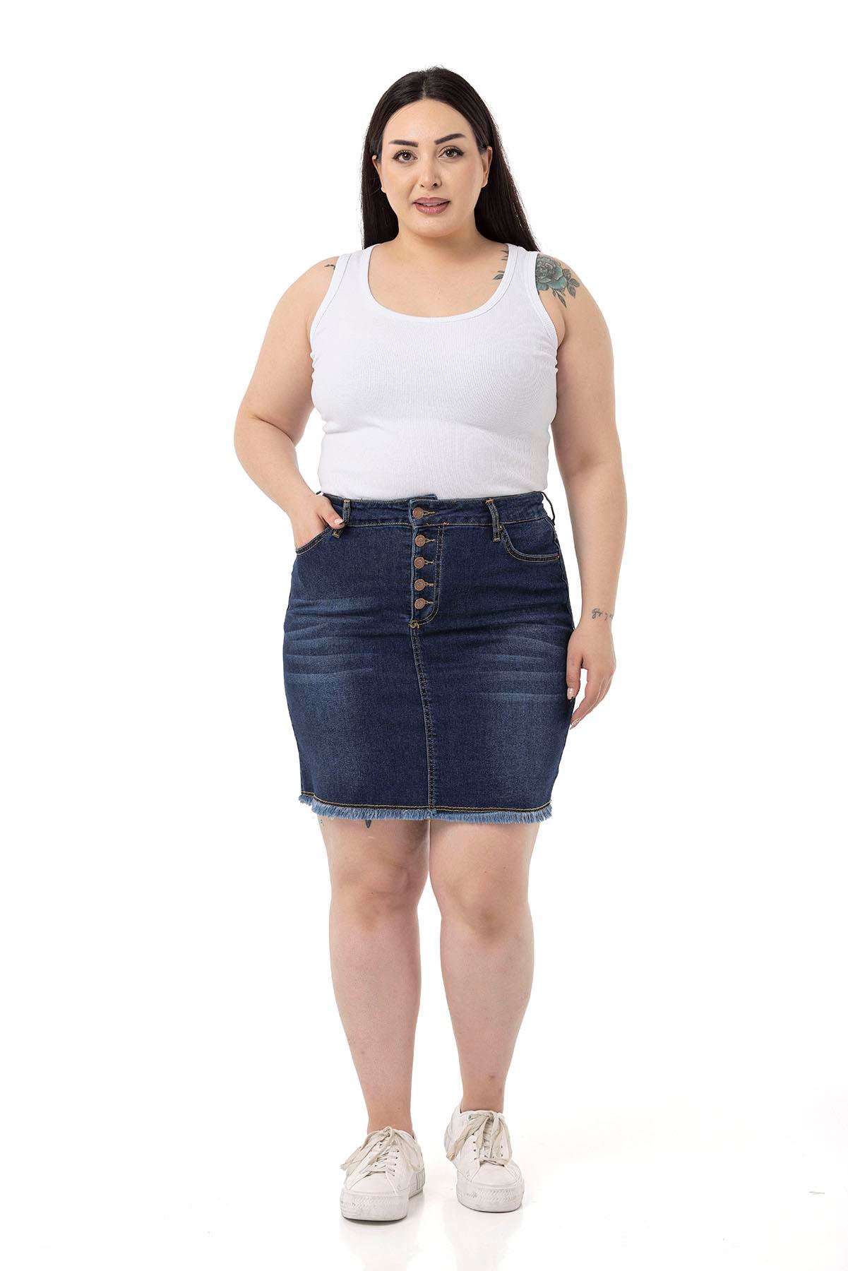 EtekDisentis Modest Eteği Püsküllü Düğme Detaylı Lacivert Denim Mini EtekDISENTIS MODESTBüyük Beden Eteği Püsküllü Düğme Detaylı Lacivert Denim Mini Etek