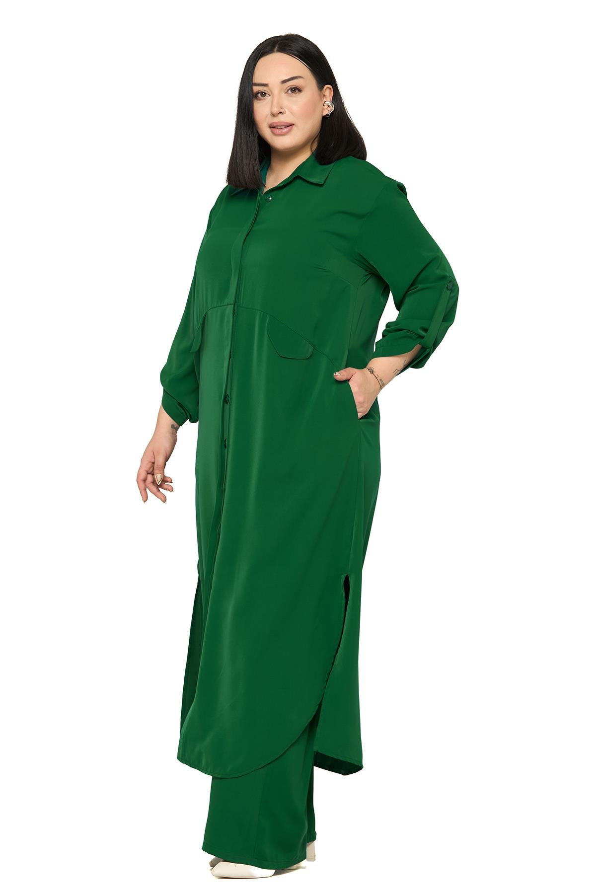 Gömlek | Pantolon TakımlarDisentis Modest Büyük Beden Uzun Gömlek Pantolon Zümrüt Yeşili İkili TakımDISENTIS MODESTBüyük Beden Uzun Gömlek Pantolon Zümrüt Yeşili İkili Takım