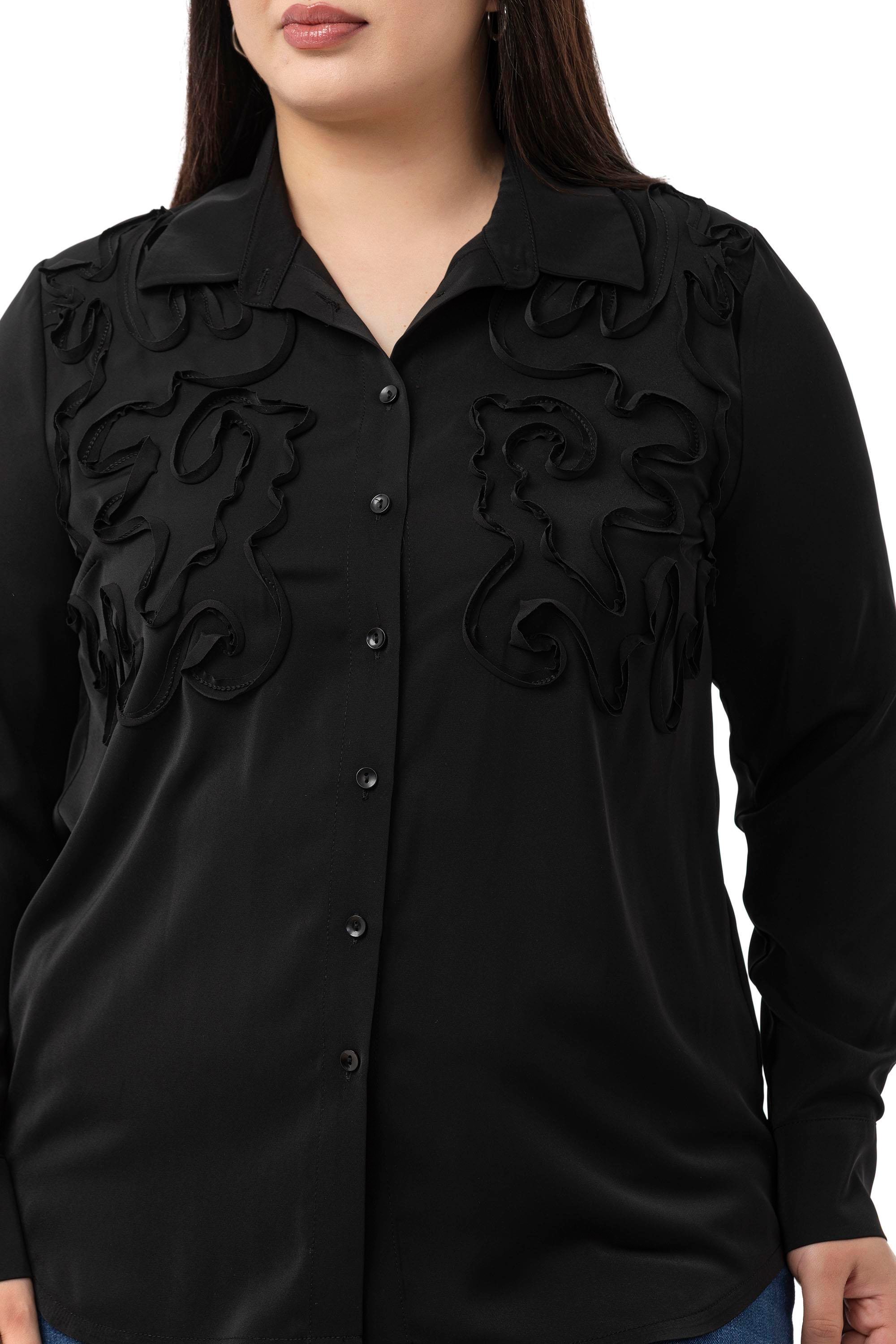 ShirtsDisentis Modest Büyük Beden Kabartmalı Kumaş Detaylı Siyah GömlekDISENTIS MODESTBüyük Beden Kabartmalı Kumaş Detaylı Siyah Gömlek