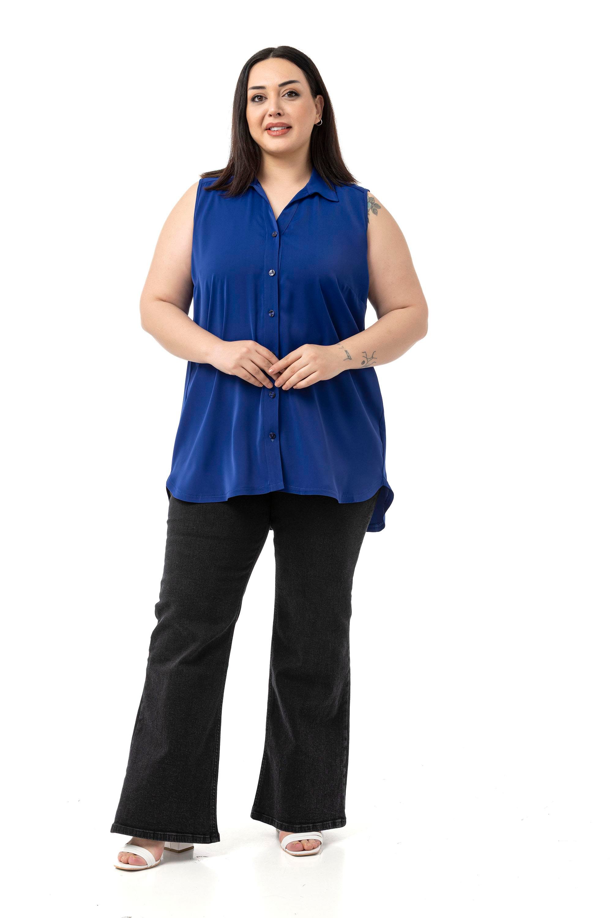 ShirtsDisentis Modest Büyük Beden Sırtta Plikaşe Detaylı Kolsuz Saks Mavi GömlekDISENTIS MODESTBüyük Beden Sırtta Plikaşe Detaylı Kolsuz Saks Mavi Gömlek