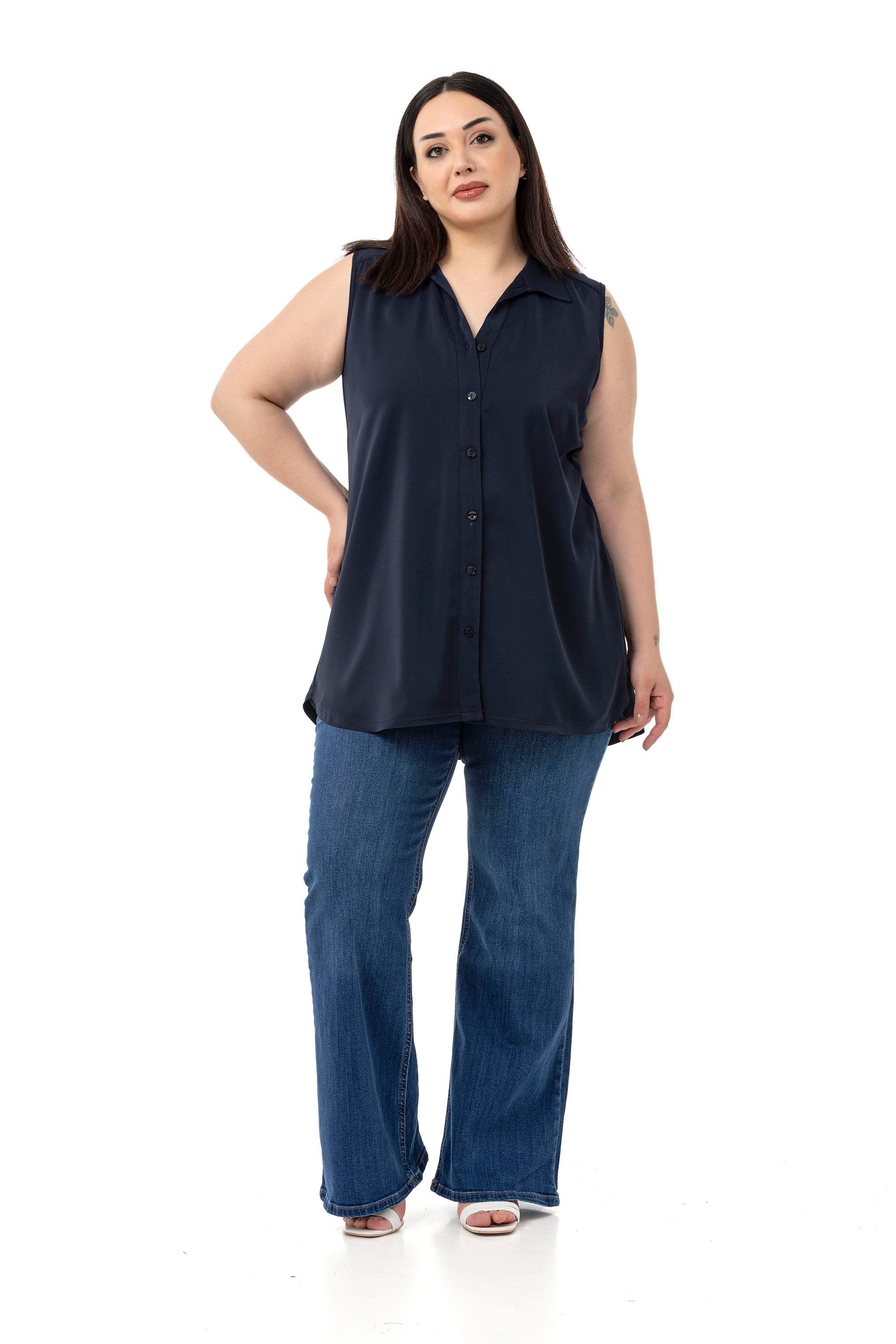 GömlekDisentis Modest Büyük Beden Sırtta Plikaşe Detaylı Kolsuz Lacivert GömlekDISENTIS MODESTBüyük Beden Sırtta Plikaşe Detaylı Kolsuz Lacivert Gömlek