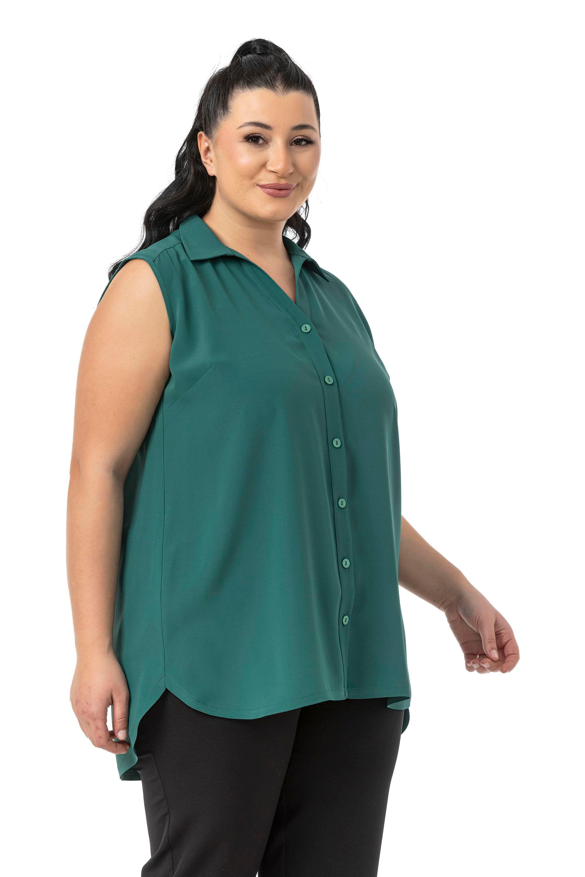 ShirtsDisentis Modest Büyük Beden Sırtta Plikaşe Detaylı Kolsuz Zümrüt Yeşili GömlekDISENTIS MODESTBüyük Beden Sırtta Plikaşe Detaylı Kolsuz Zümrüt Yeşili Gömlek