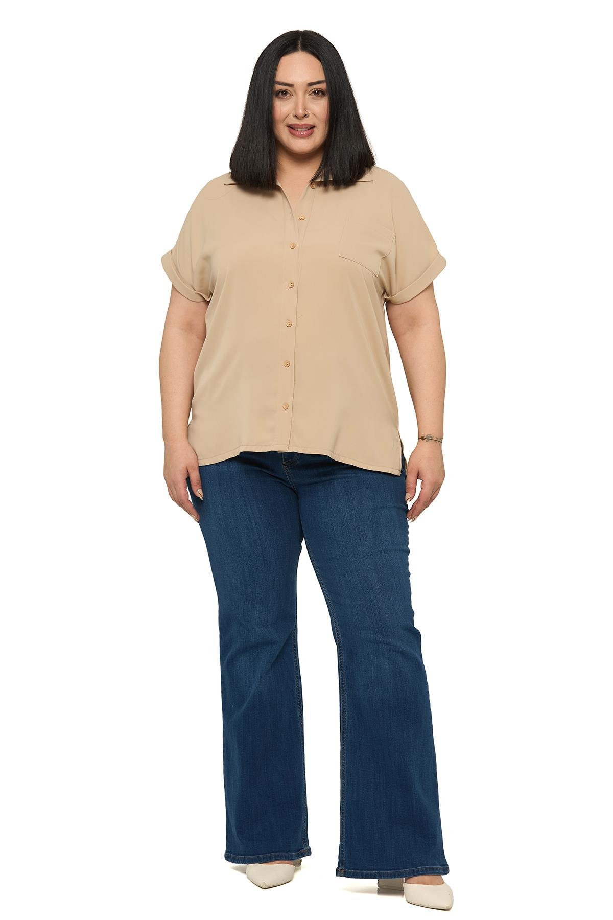 GömlekDisentis Modest Büyük Beden Tek Cepli Kısa Duble Kollu Bej Rengi GömlekDISENTIS MODESTBüyük Beden Tek Cepli Kısa Duble Kollu Bej Rengi Gömlek