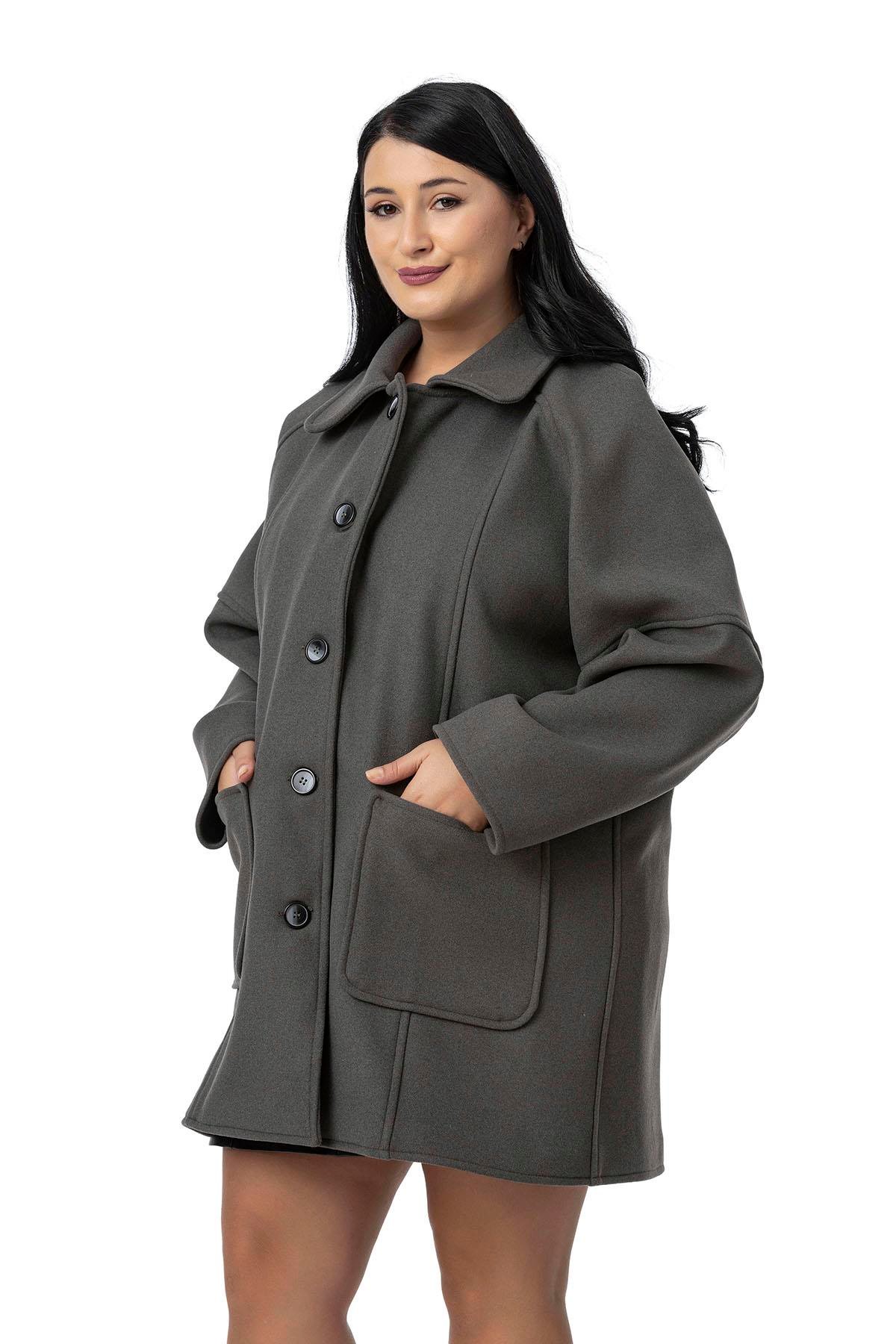 KabanDisentis Modest Büyük Beden Gömlek Yaka Reglan Kollu Torba Cepli Astarsız Kaşe Kısa Gri KabanDISENTIS MODESTBüyük Beden Gömlek Yaka Reglan Kollu Torba Cepli Astarsız Kaşe Kısa Gri Kaban