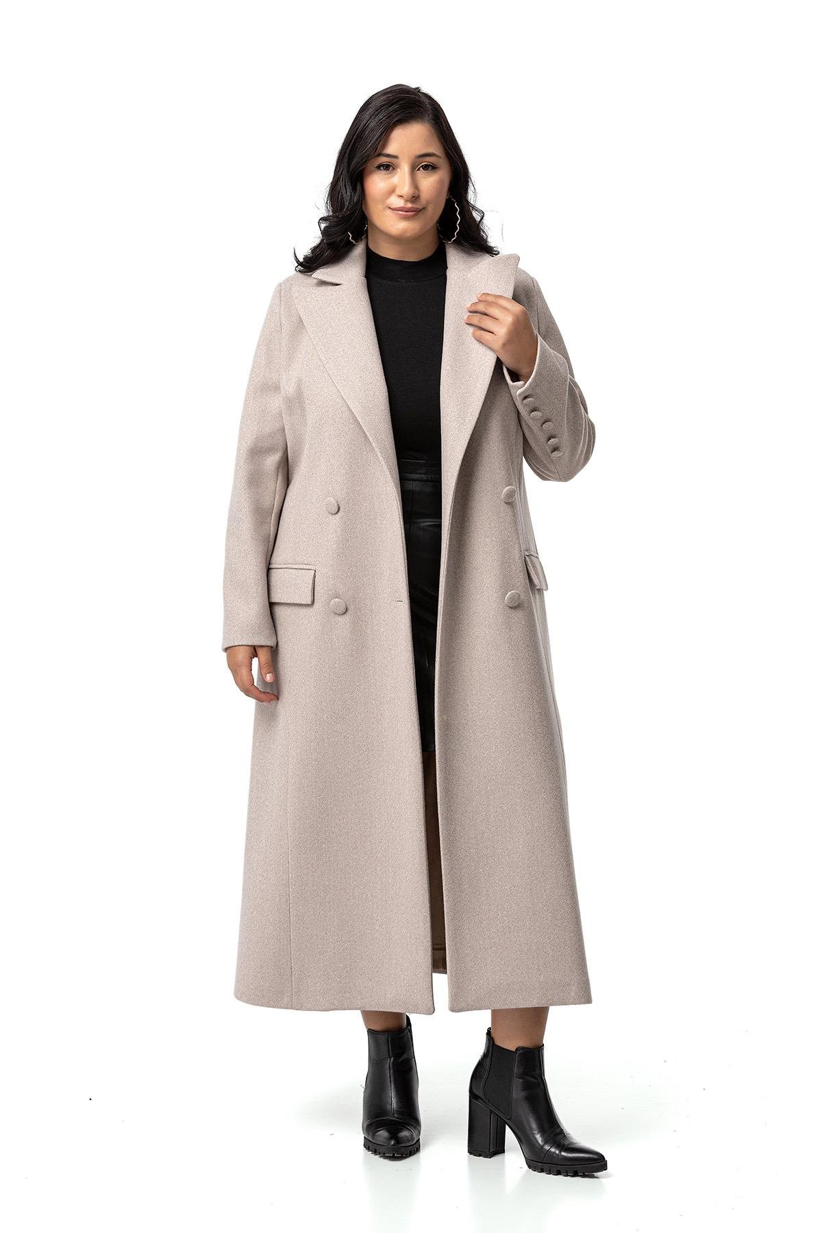 KabanDisentis Modest Büyük Beden Kaplama Düğmeli Cepli Astarlı Uzun Bej Rengi Kaşe KabanDISENTIS MODESTBüyük Beden Kaplama Düğmeli Cepli Astarlı Uzun Bej Rengi Kaşe Kaban