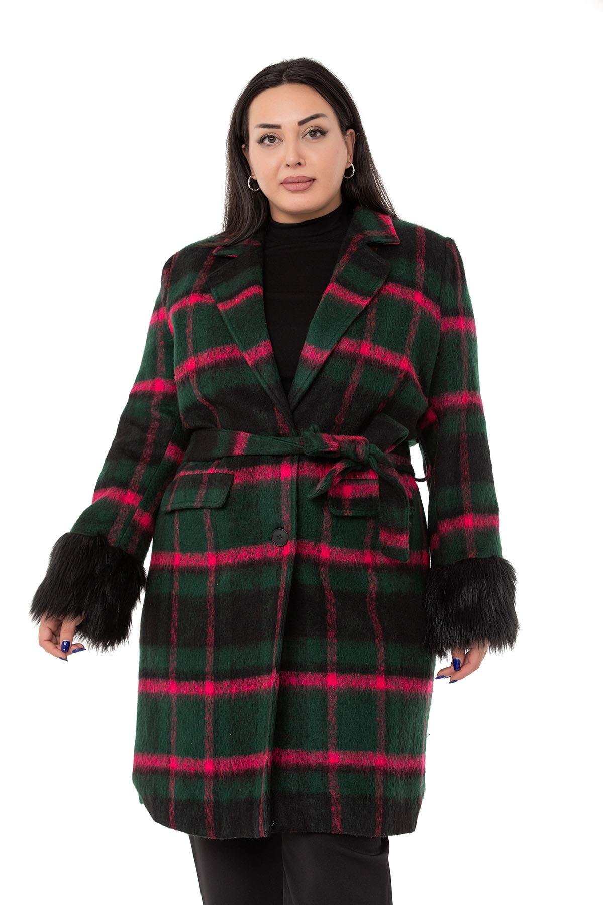 CoatsDISENTIS MODESTBüyük Beden Kolları Kürklü Cepli Astarlı Zümrüt Rengi Kaban