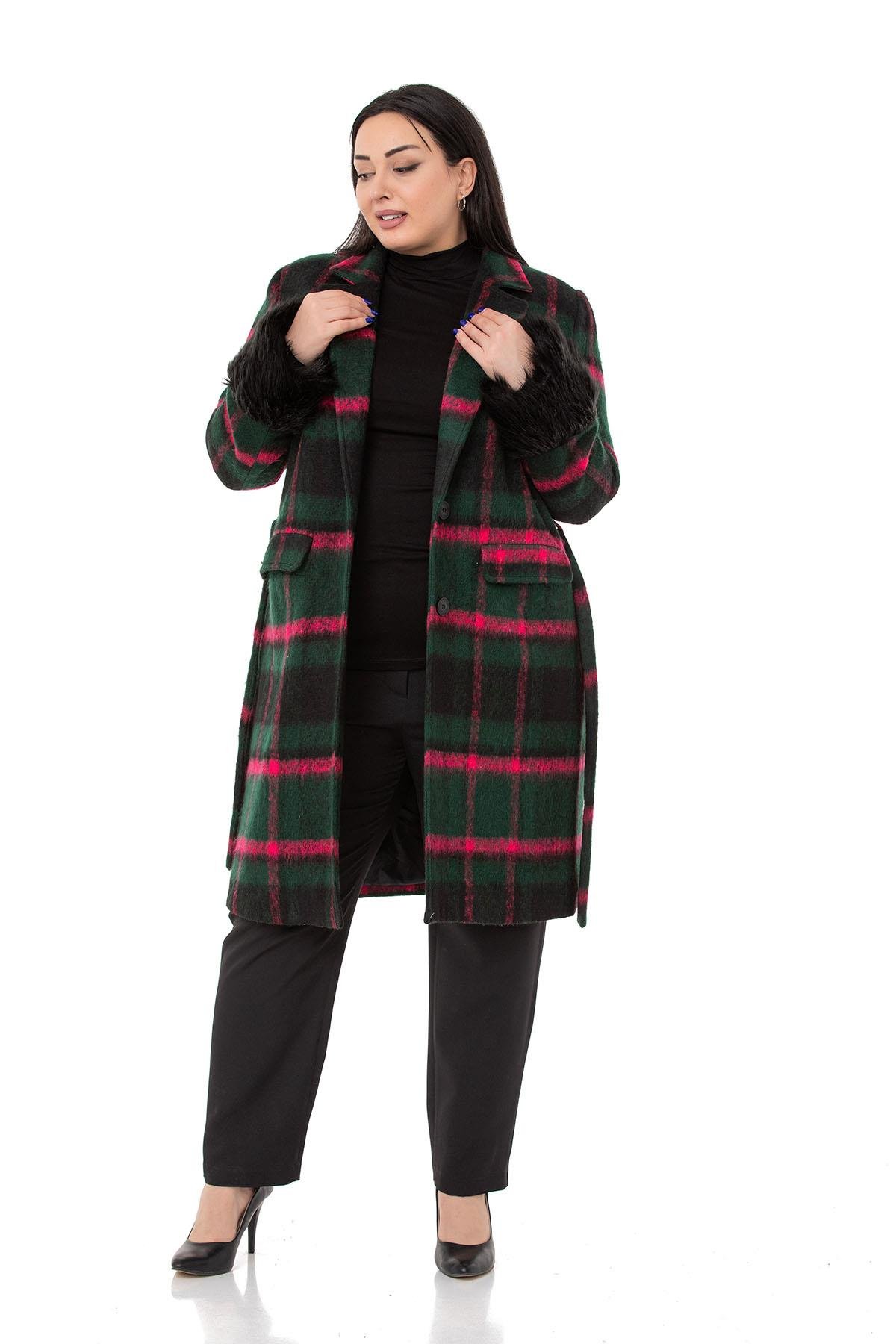 CoatsDISENTIS MODESTBüyük Beden Kolları Kürklü Cepli Astarlı Zümrüt Rengi Kaban