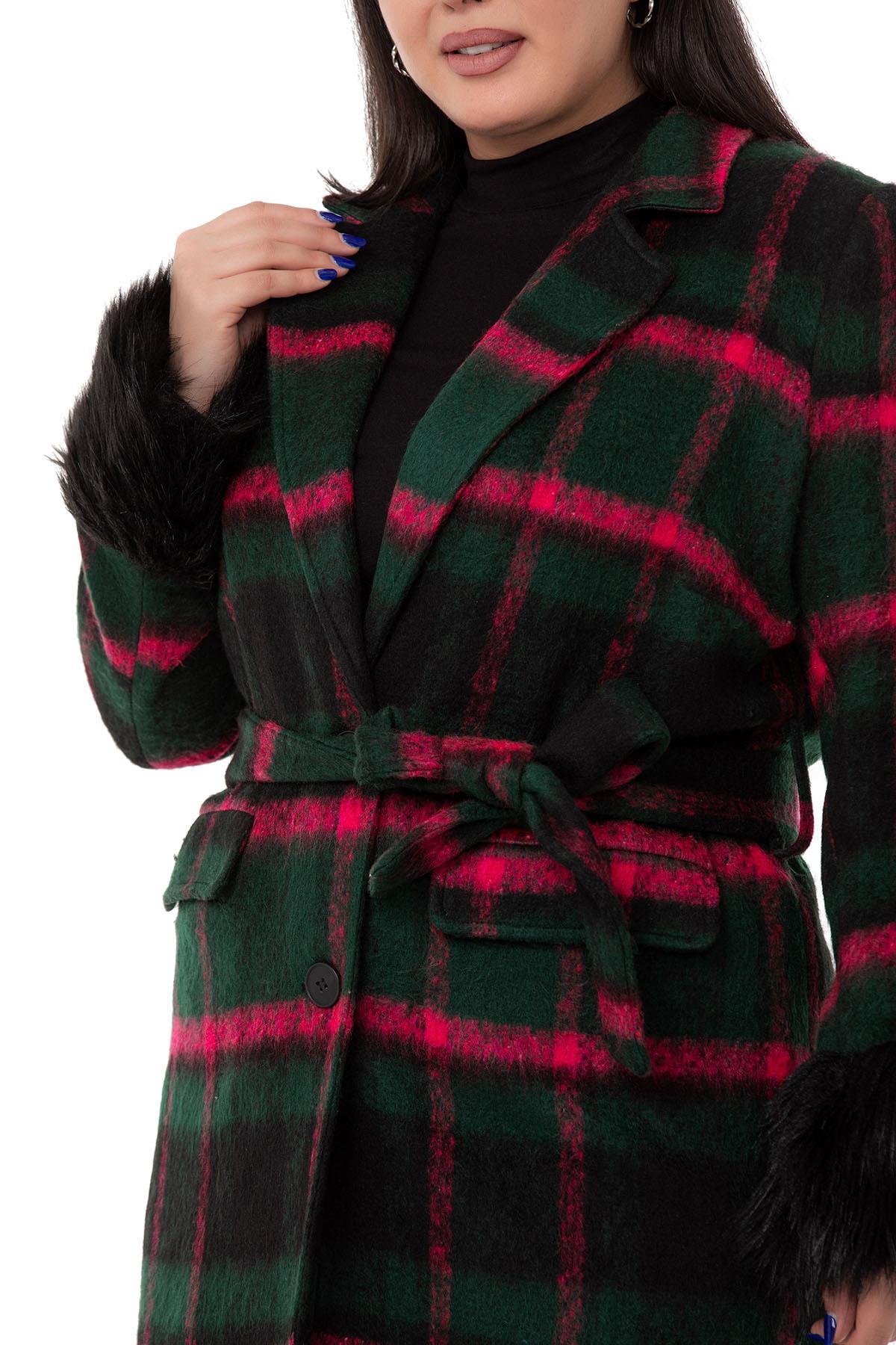 CoatsDISENTIS MODESTBüyük Beden Kolları Kürklü Cepli Astarlı Zümrüt Rengi Kaban