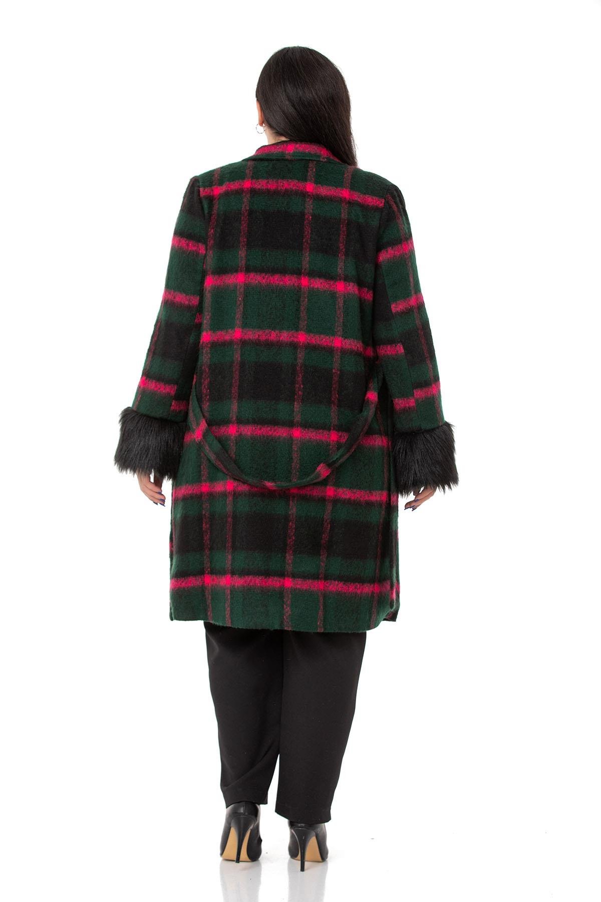 CoatsDISENTIS MODESTBüyük Beden Kolları Kürklü Cepli Astarlı Zümrüt Rengi Kaban