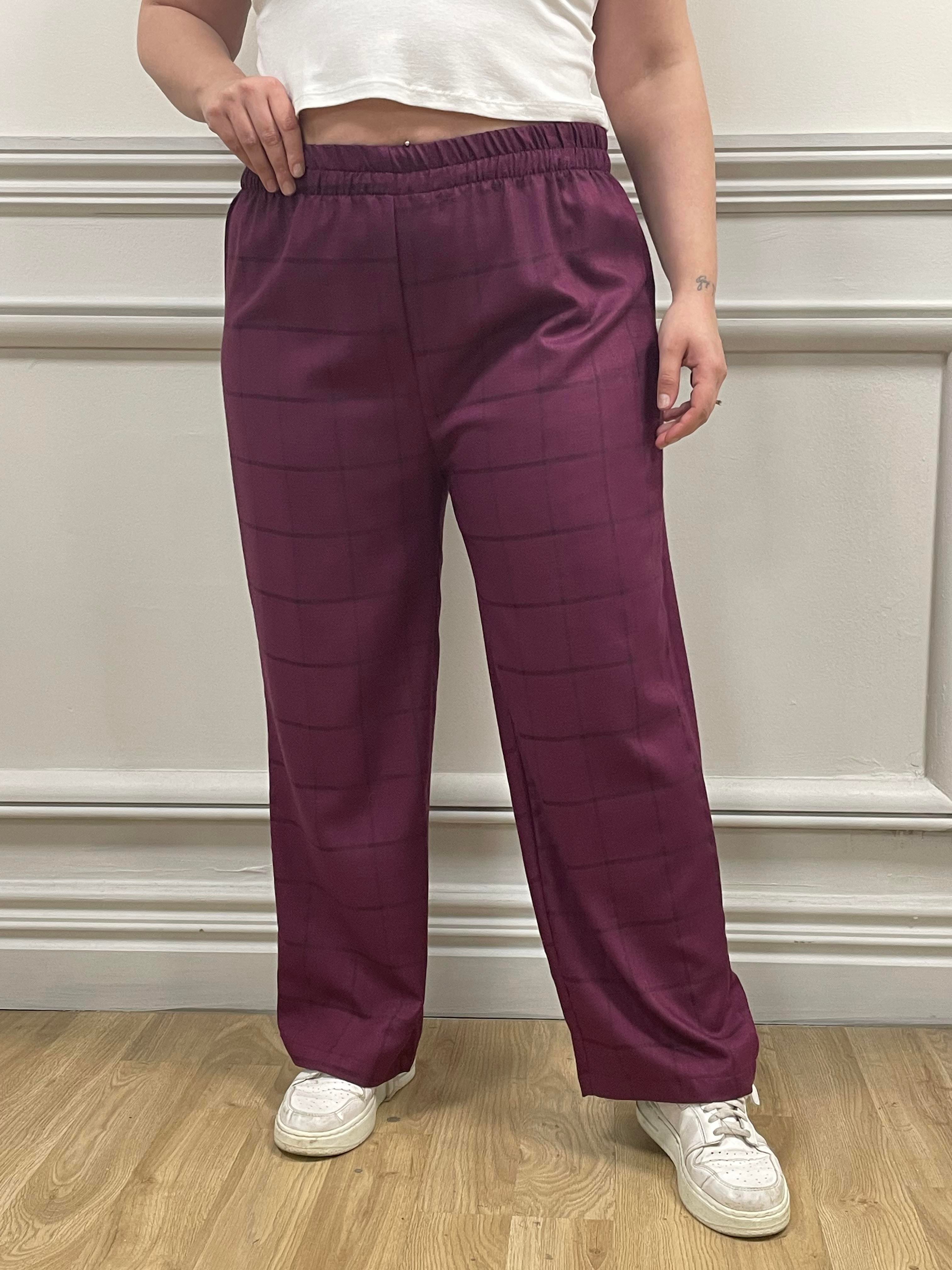 PantolonDISENTIS MODEST GENC BUYUK BEDEN PANTOLONDISENTIS MODESTBüyük Beden Beli Lastikli Ekose Bordo Pantolon